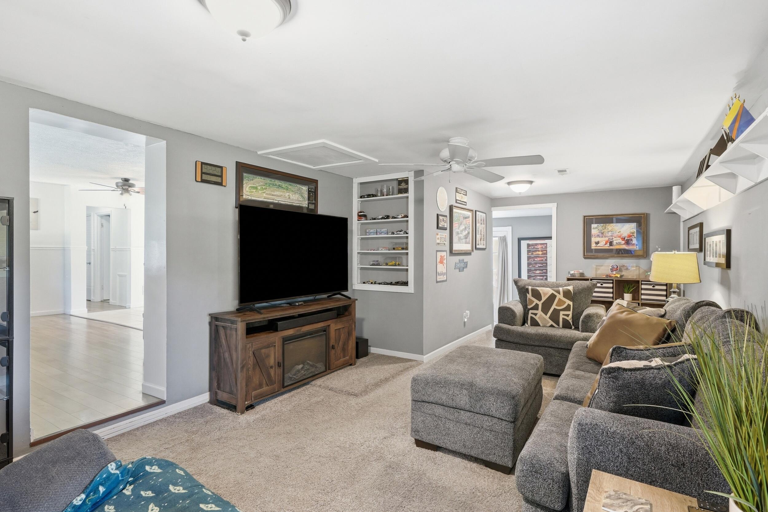 2325 Vigo Street, Lake Station, IN 46405; Image #13