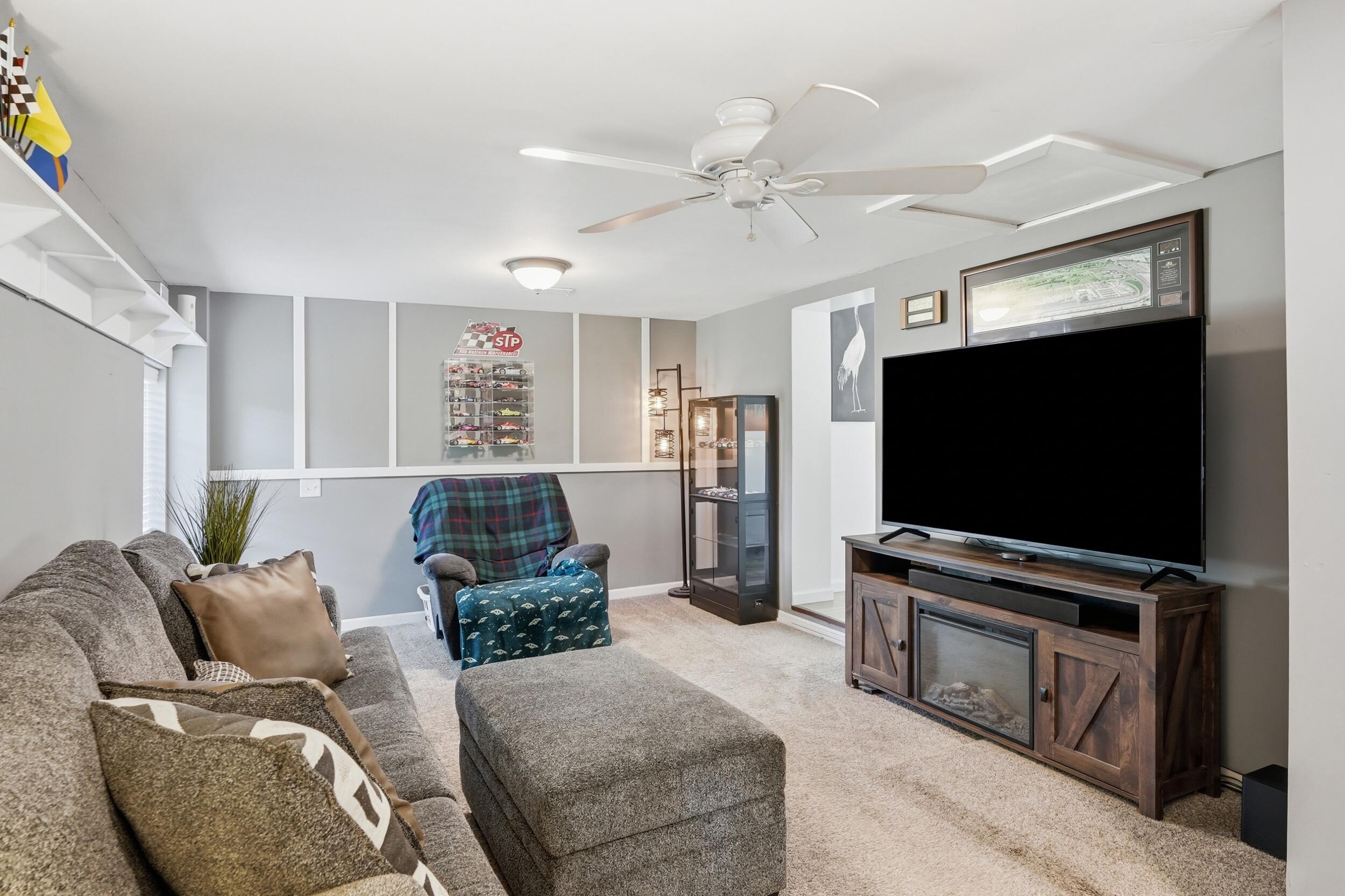 2325 Vigo Street, Lake Station, IN 46405; Image #14