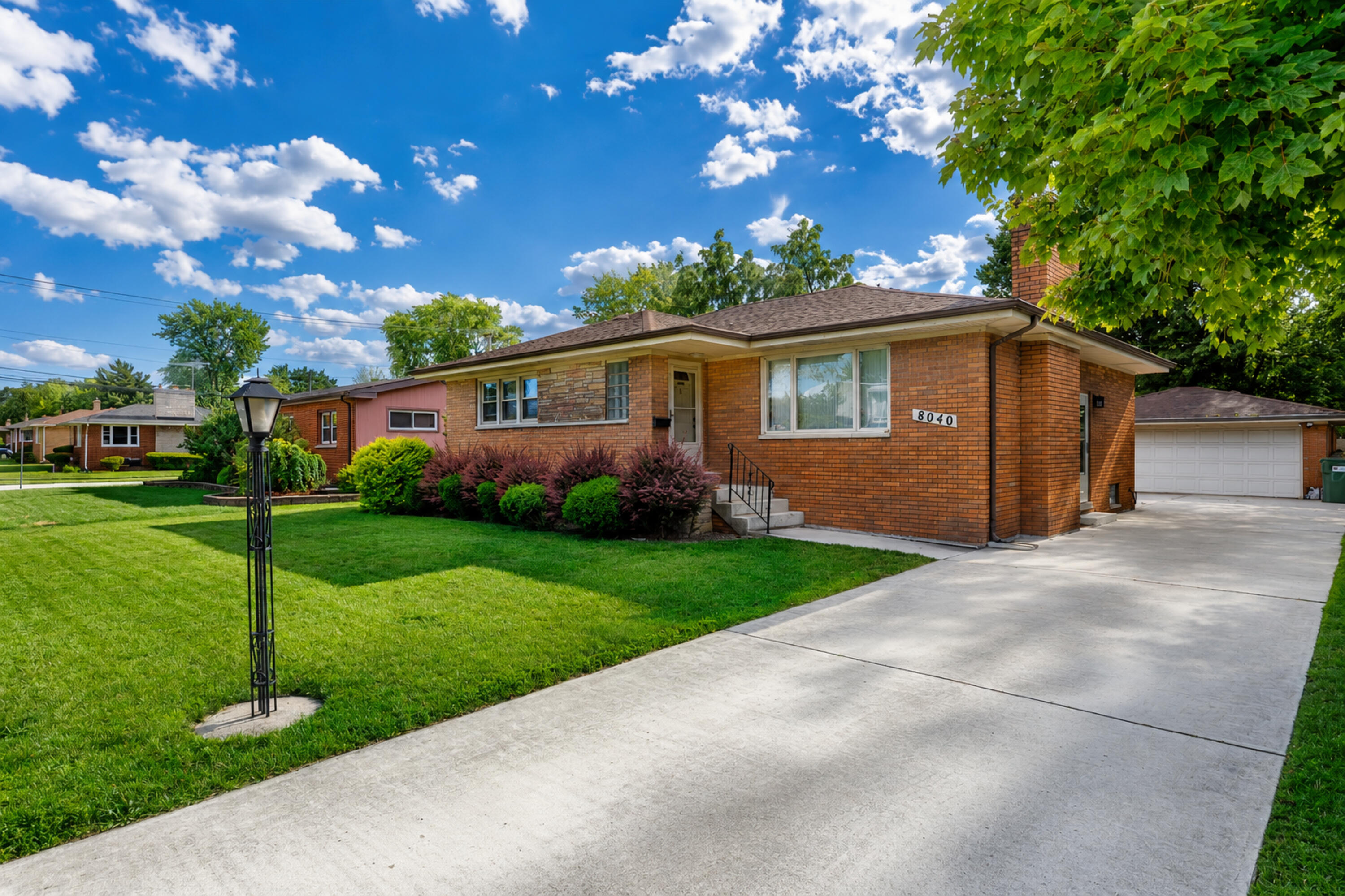 8040 Jefferson Avenue, Munster, IN 46321; Image #3