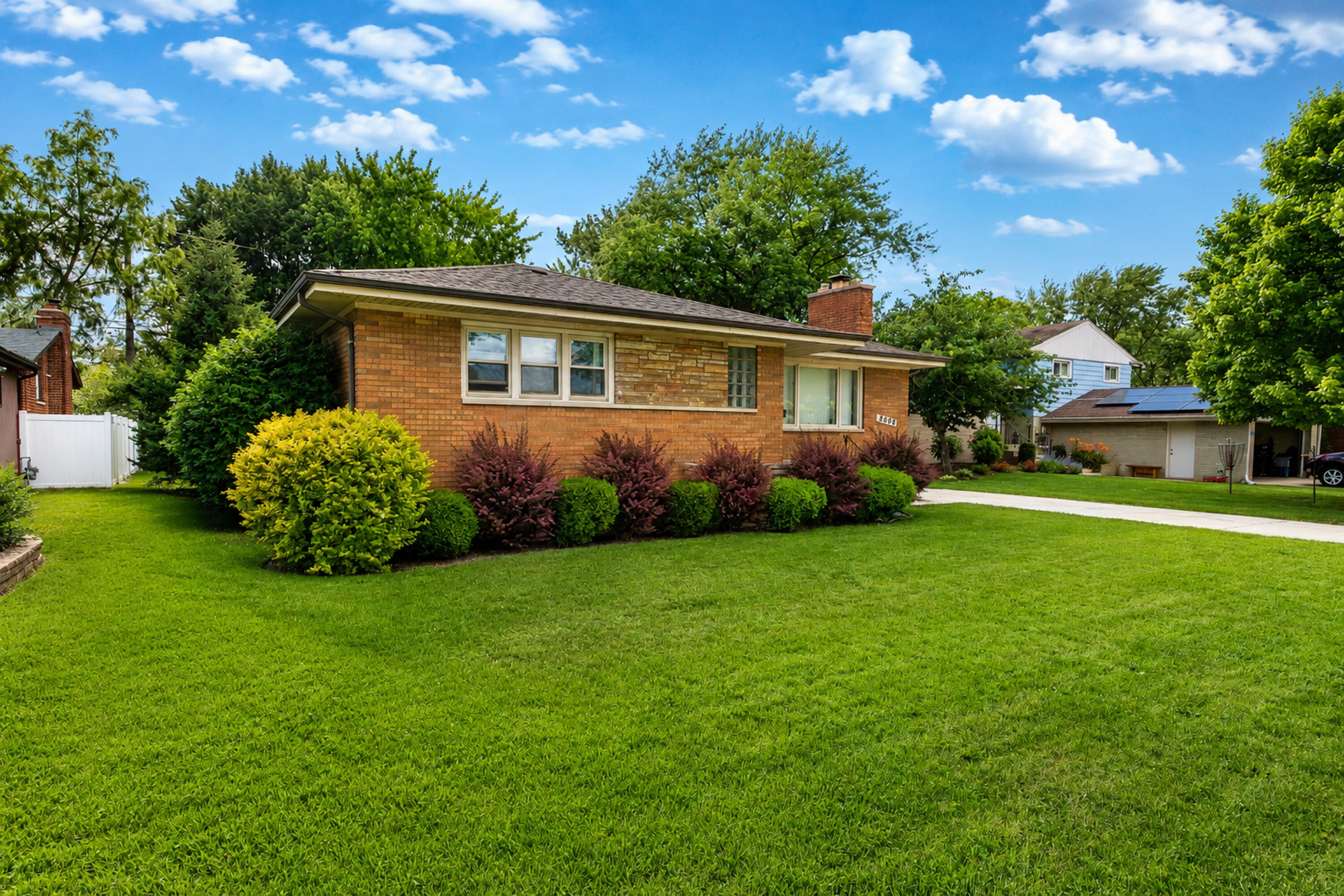 8040 Jefferson Avenue, Munster, IN 46321; Image #4
