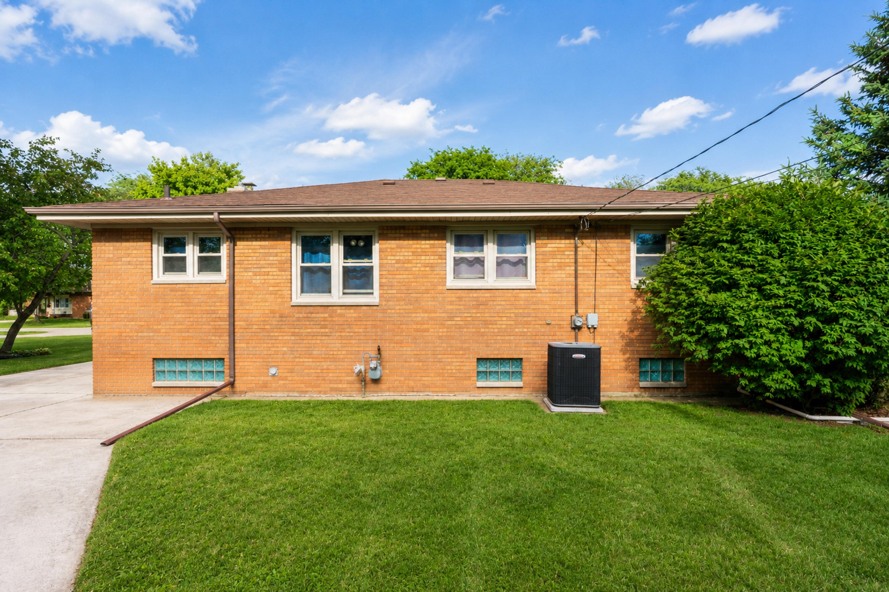 8040 Jefferson Avenue, Munster, IN 46321; Image #43