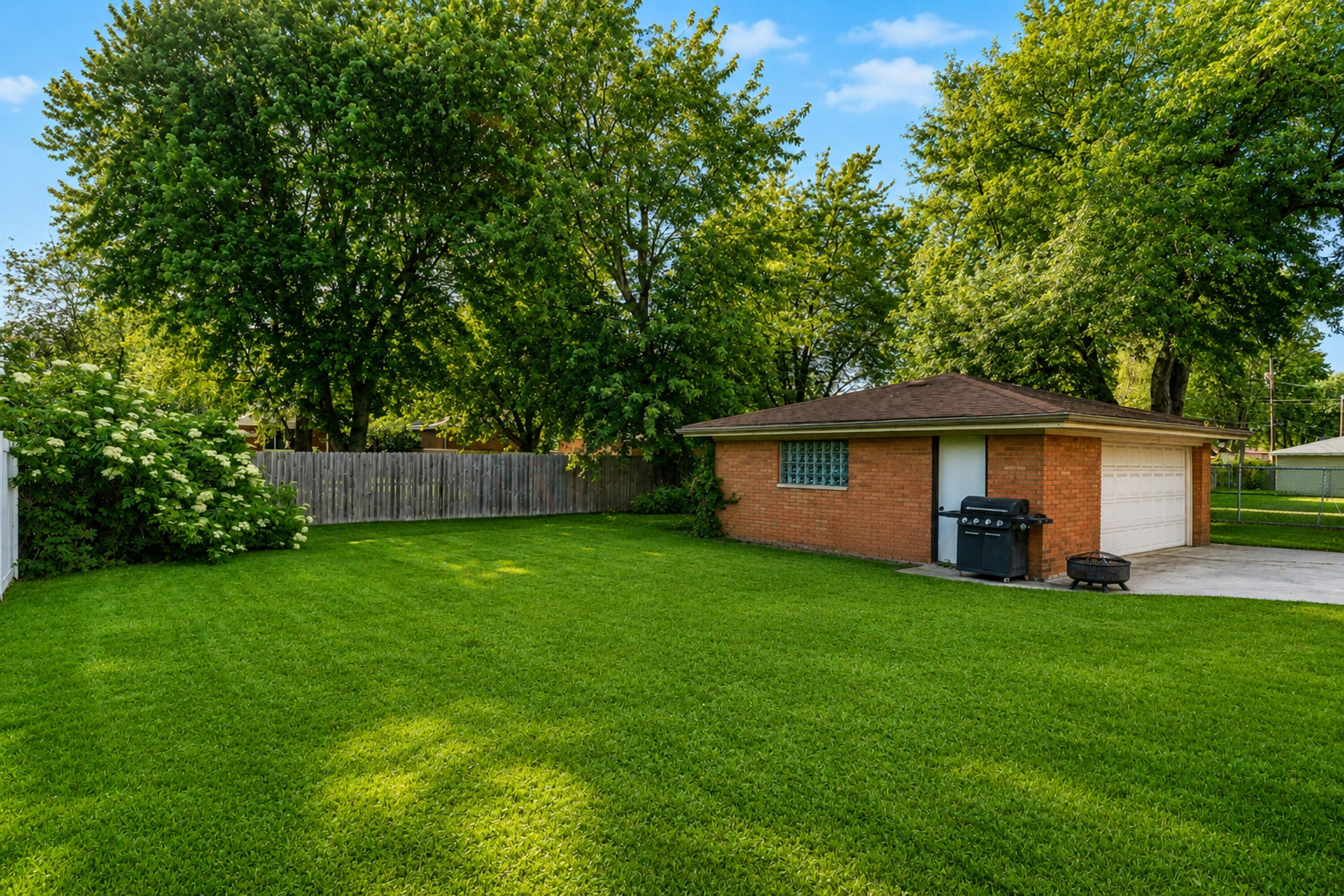 8040 Jefferson Avenue, Munster, IN 46321; Image #46