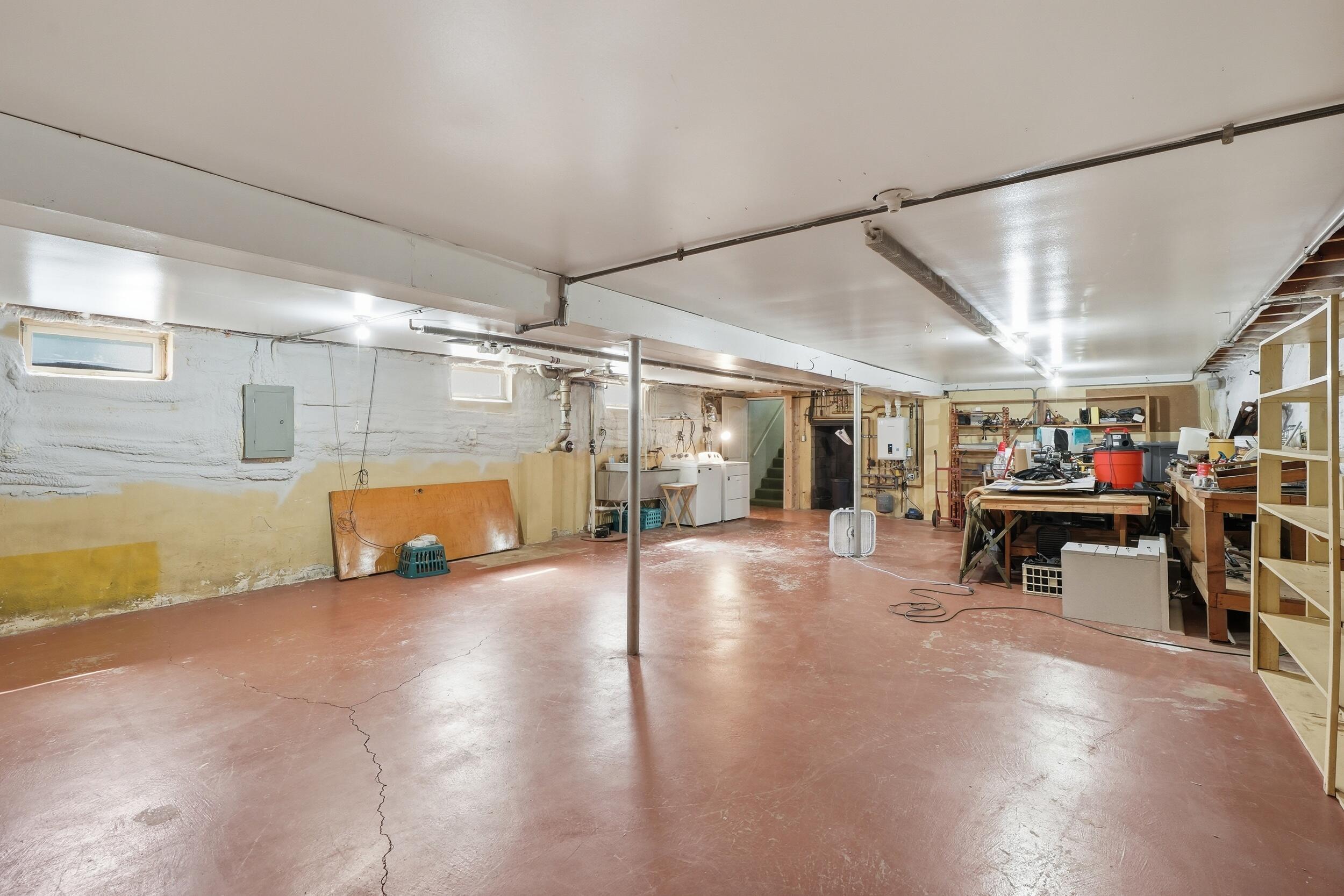 2725 Wells Street, Lake Station, IN 46405; Image #14