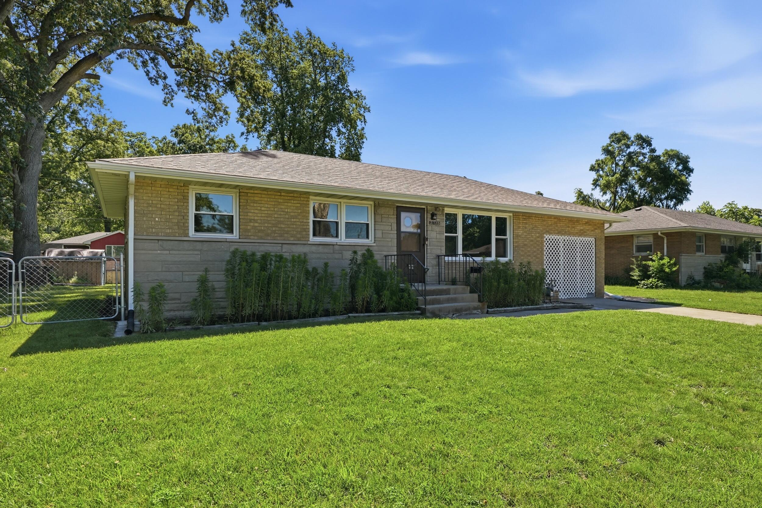 2725 Wells Street, Lake Station, IN 46405; Image #2
