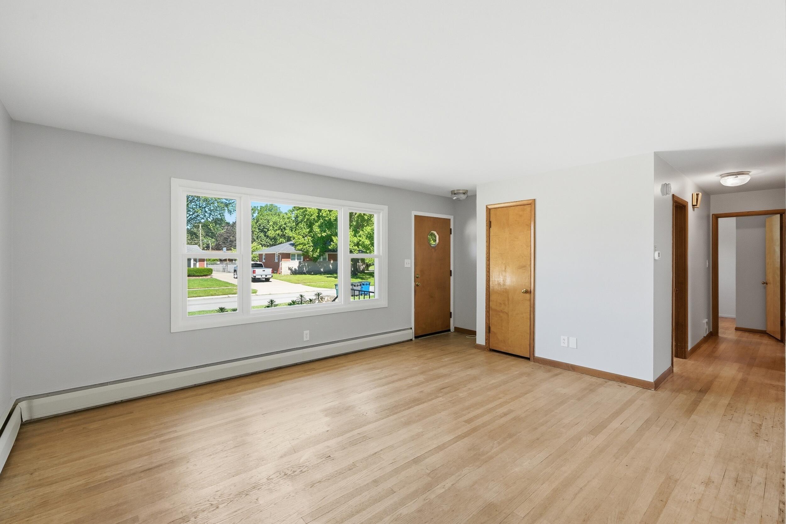 2725 Wells Street, Lake Station, IN 46405; Image #3