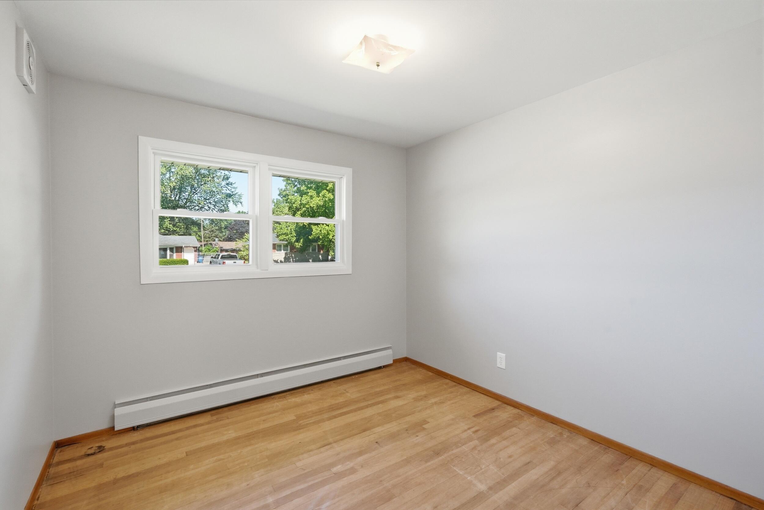 2725 Wells Street, Lake Station, IN 46405; Image #8