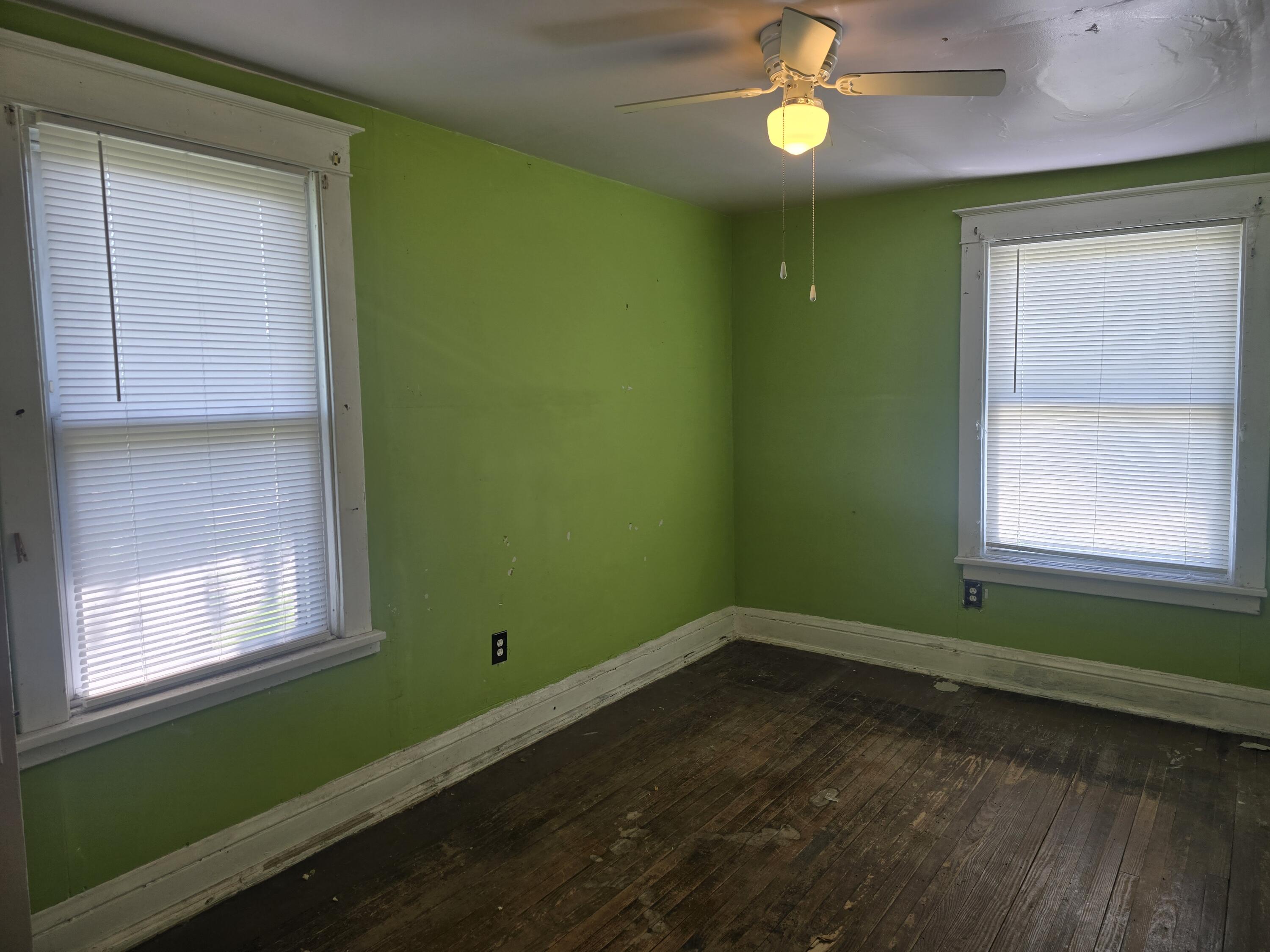437 Jackson Street, Gary, IN 46402; Image #18