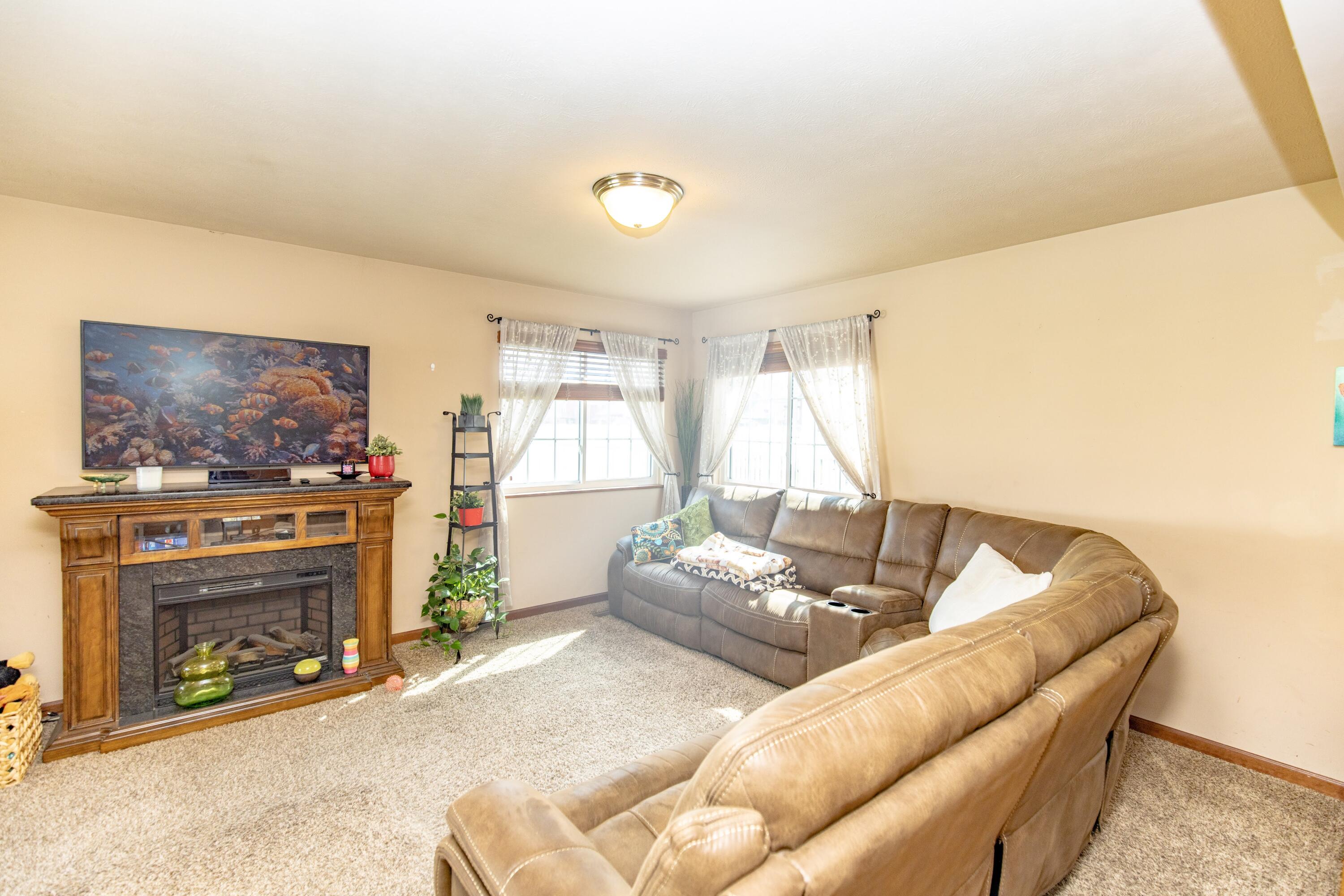 1370 Danvers Parkway, Valparaiso, IN 46385; Image #13