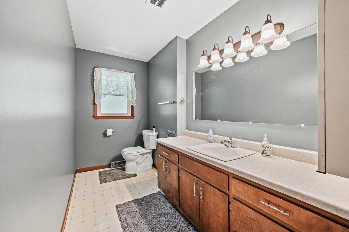 6315 Lakewood Avenue, Portage, IN 46368; Image #16