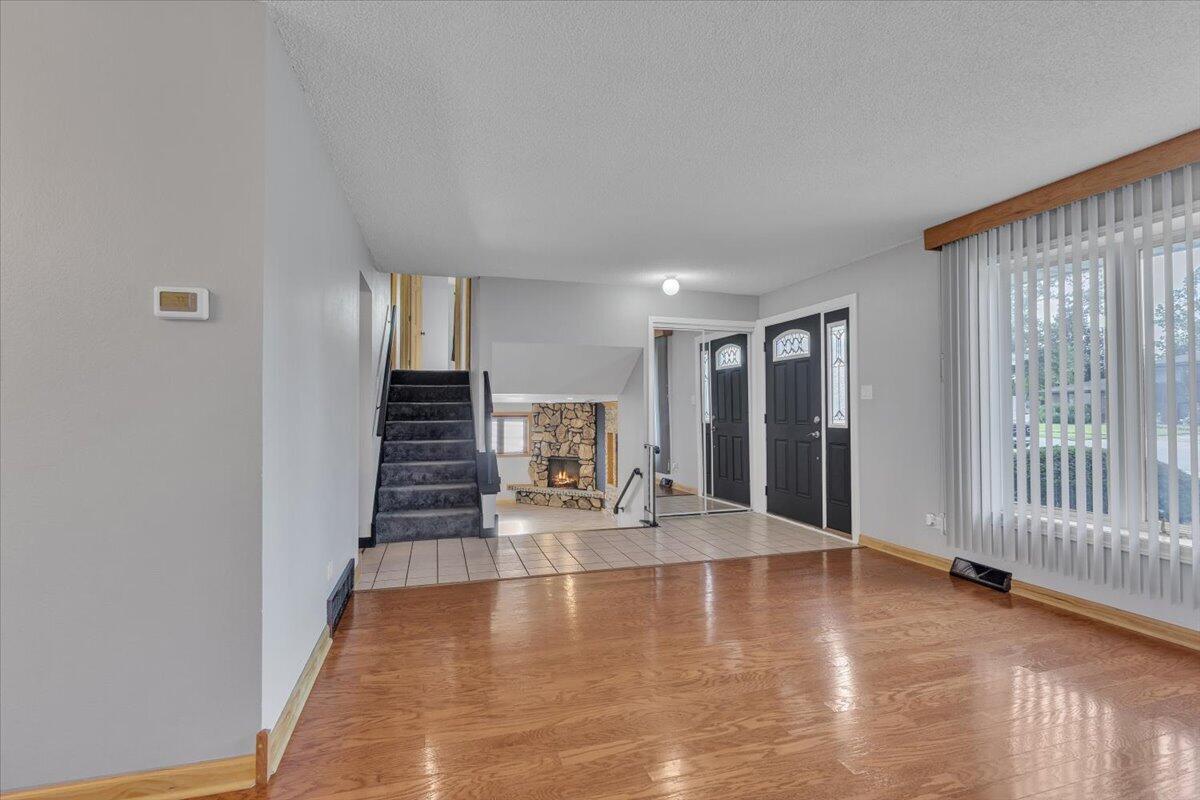 700 Cherry Hill Road, Dyer, IN 46311; Image #4