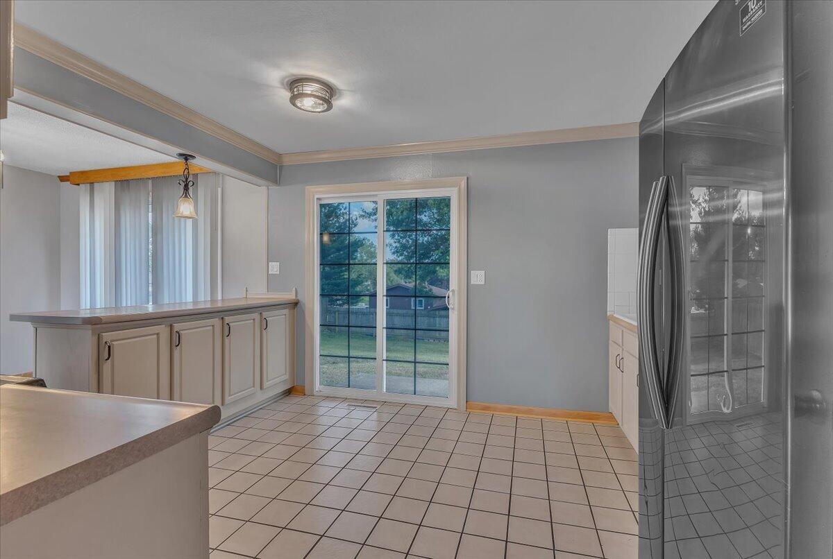 700 Cherry Hill Road, Dyer, IN 46311; Image #8