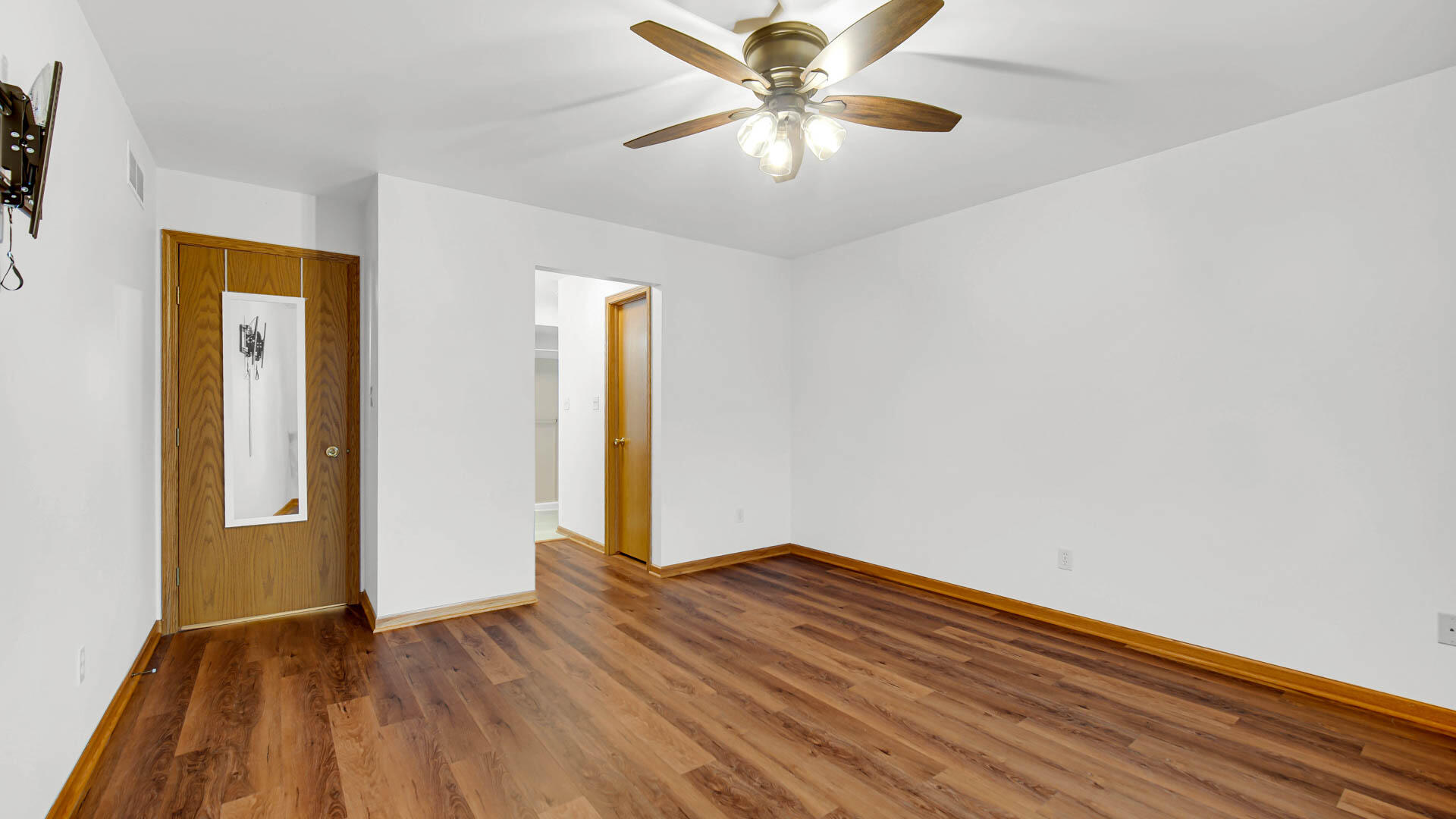 218 Summerhill Drive, Dyer, IN 46311; Image #18
