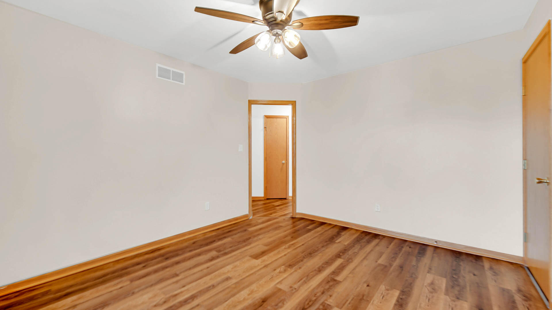 218 Summerhill Drive, Dyer, IN 46311; Image #22