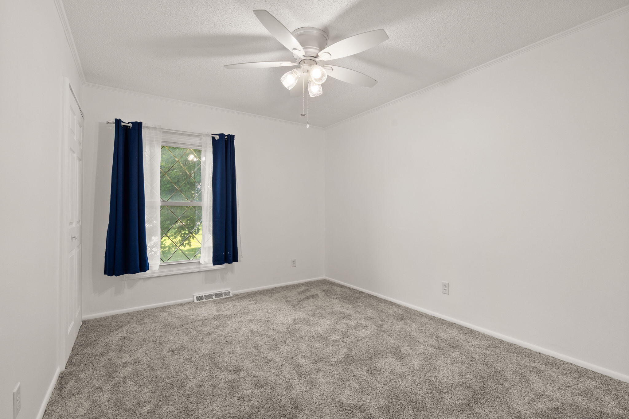 81 E Division Road, Valparaiso, IN 46383; Image #20