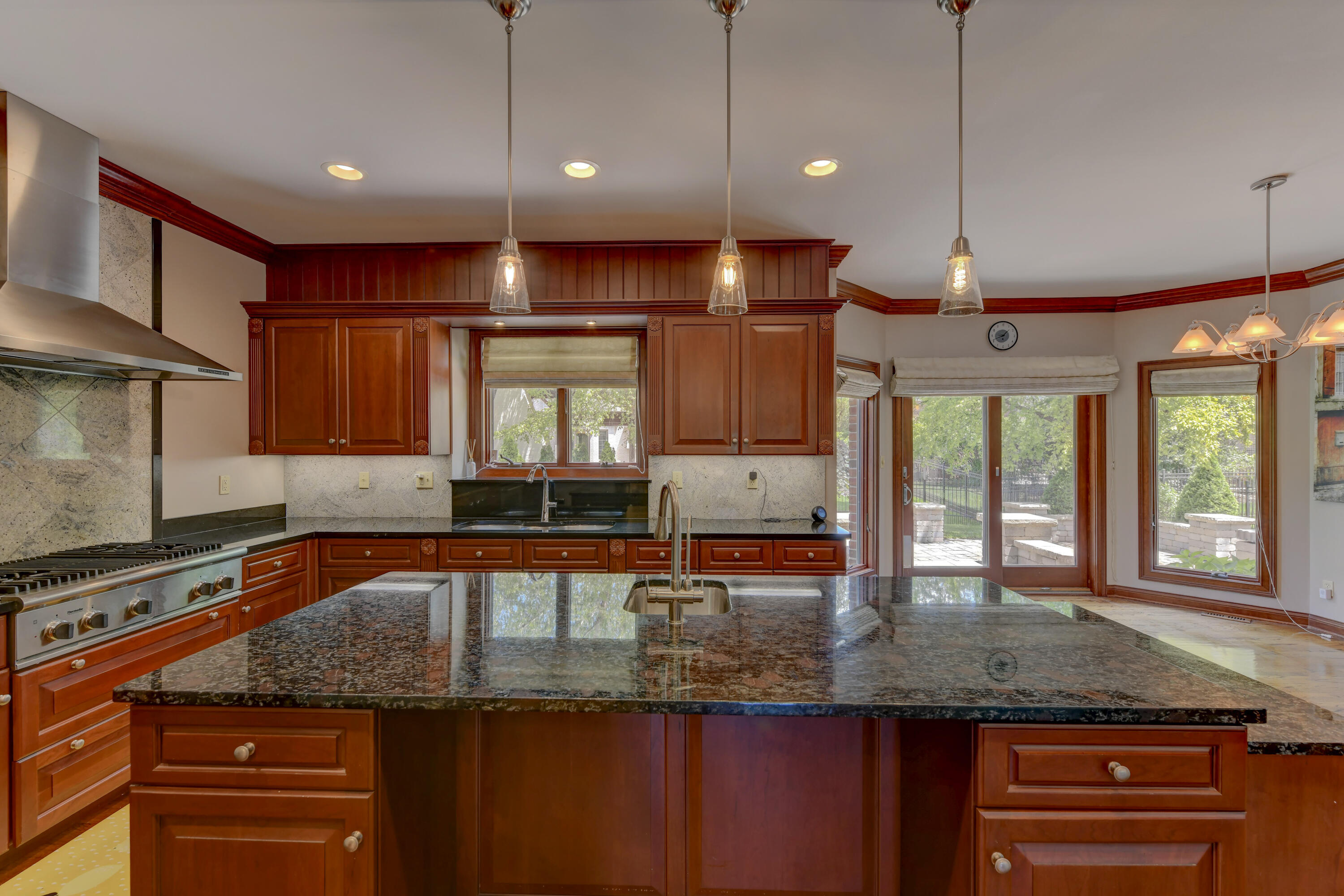 9937 Tanglewood Court, Munster, IN 46321; Image #27