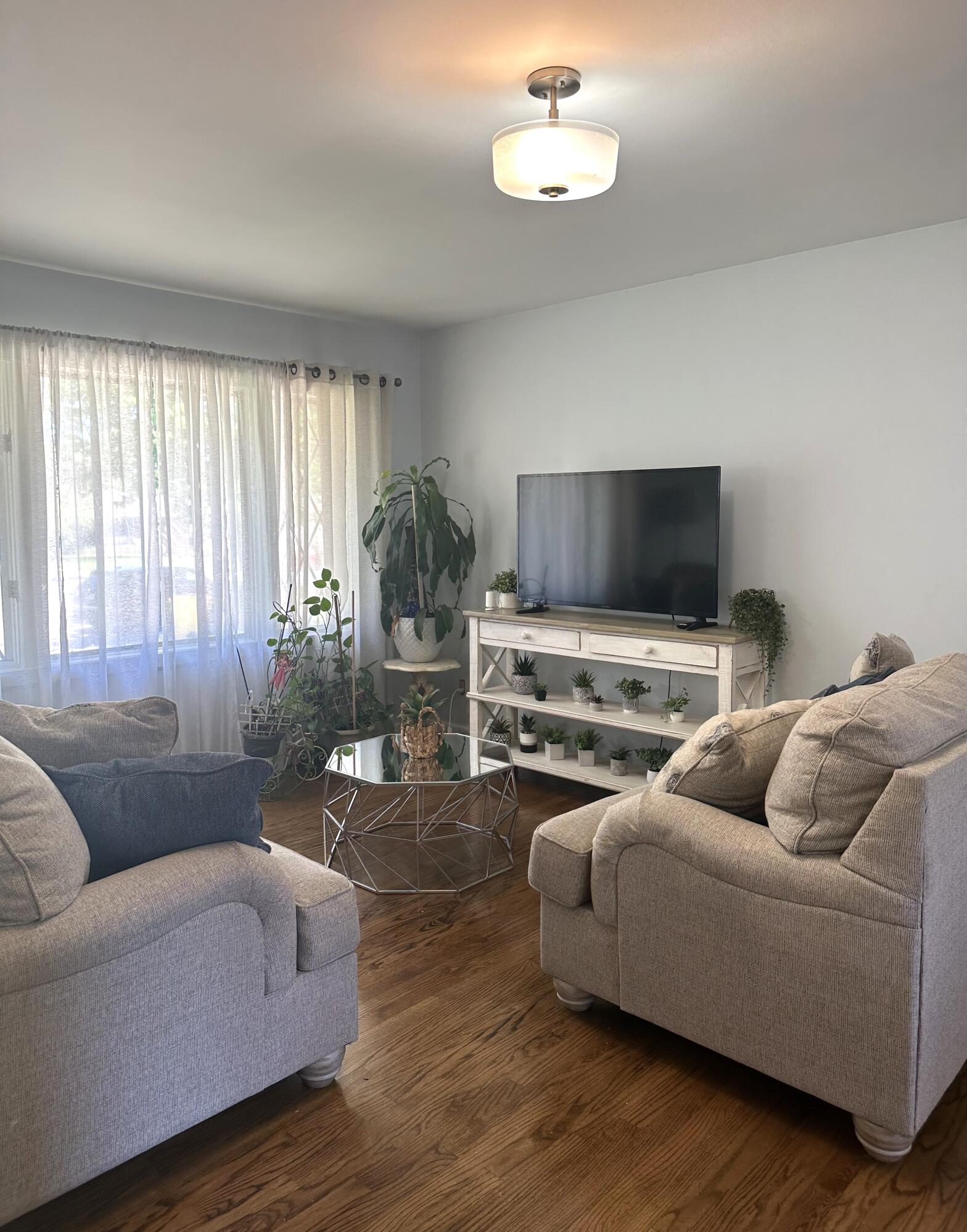 1243 N Lafayette Court, Griffith, IN 46319; Image #5