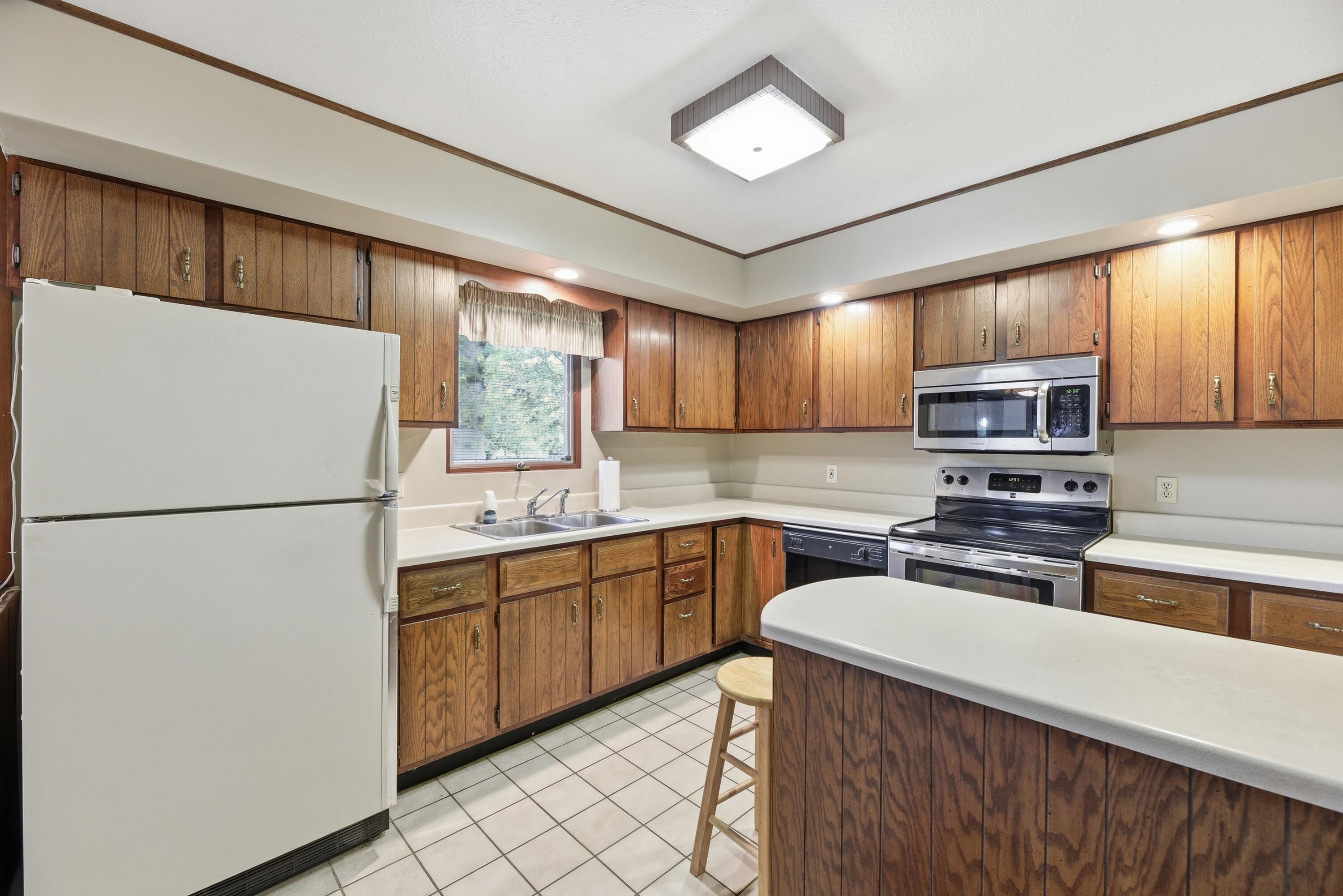 6266 N 900 E, New Carlisle, IN 46552; Image #6
