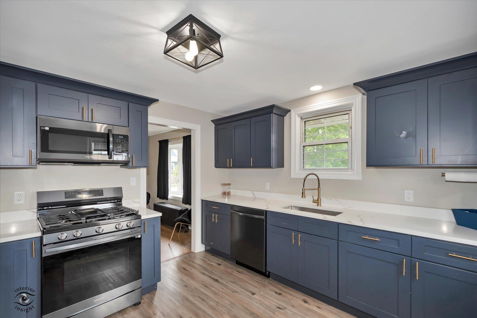 2729 New York Avenue, Whiting, IN 46394; Image #10
