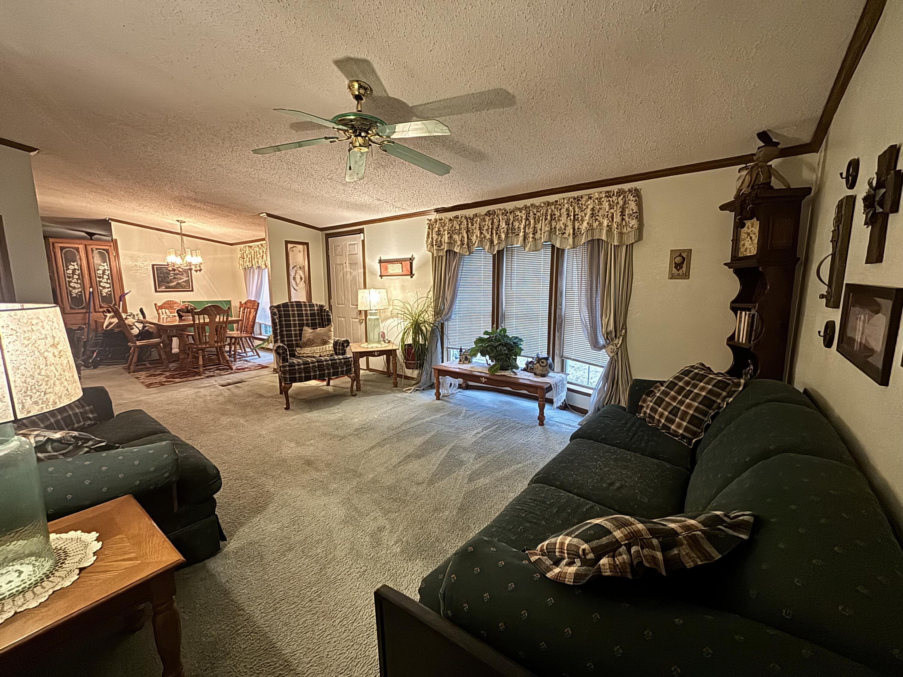 922 W 250 N, Morocco, IN 47963; Image #11