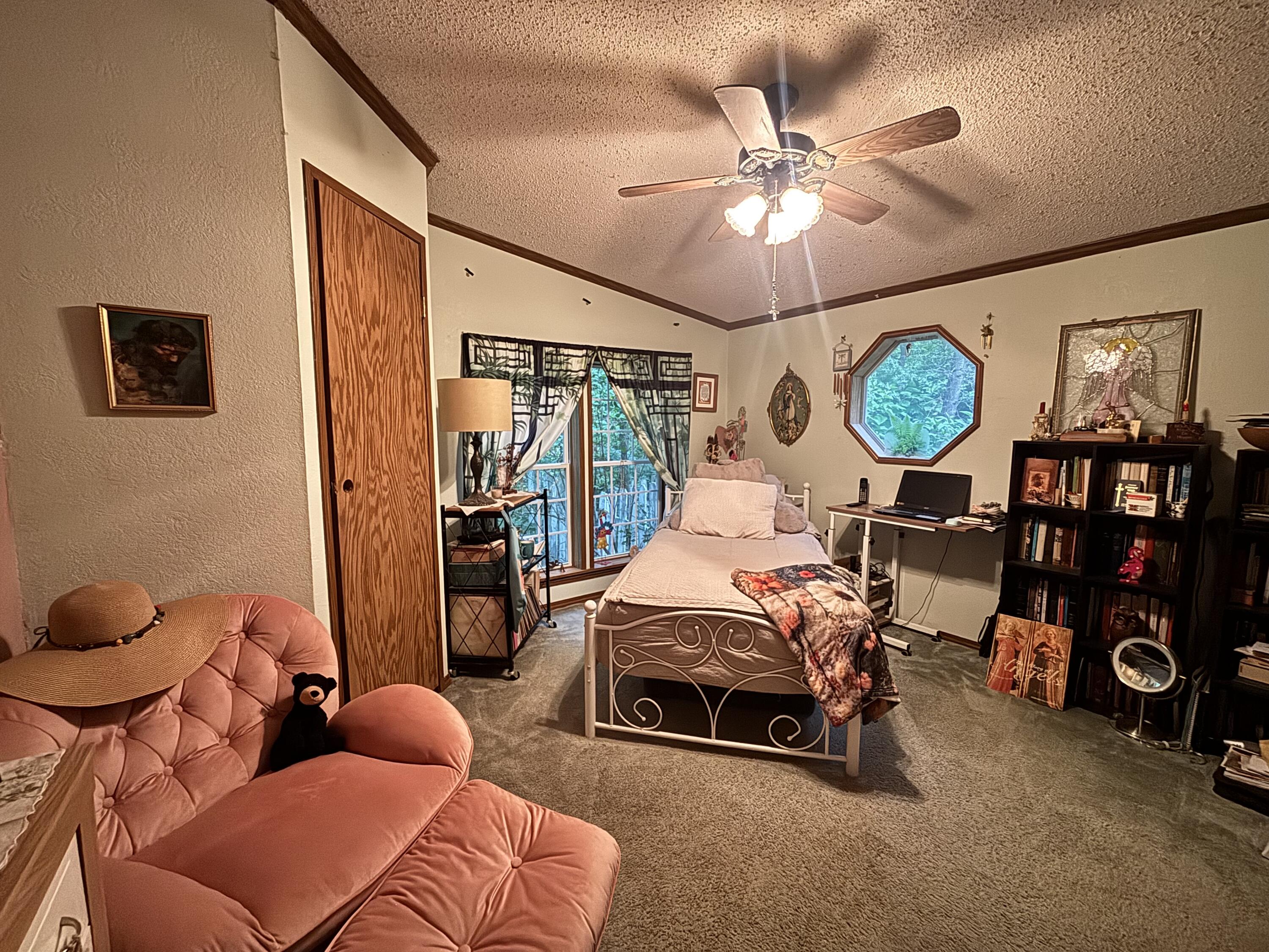 922 W 250 N, Morocco, IN 47963; Image #20