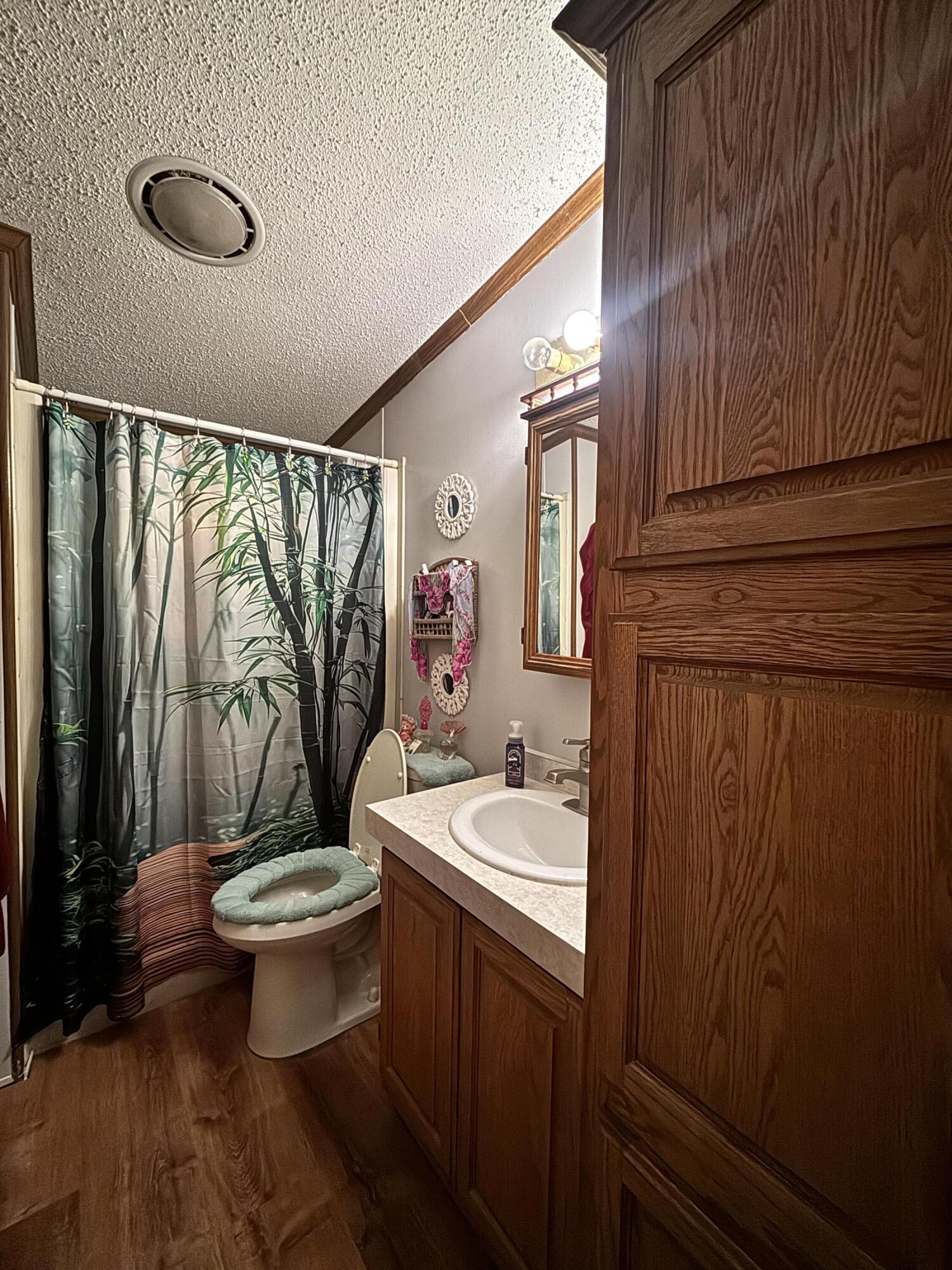 922 W 250 N, Morocco, IN 47963; Image #21