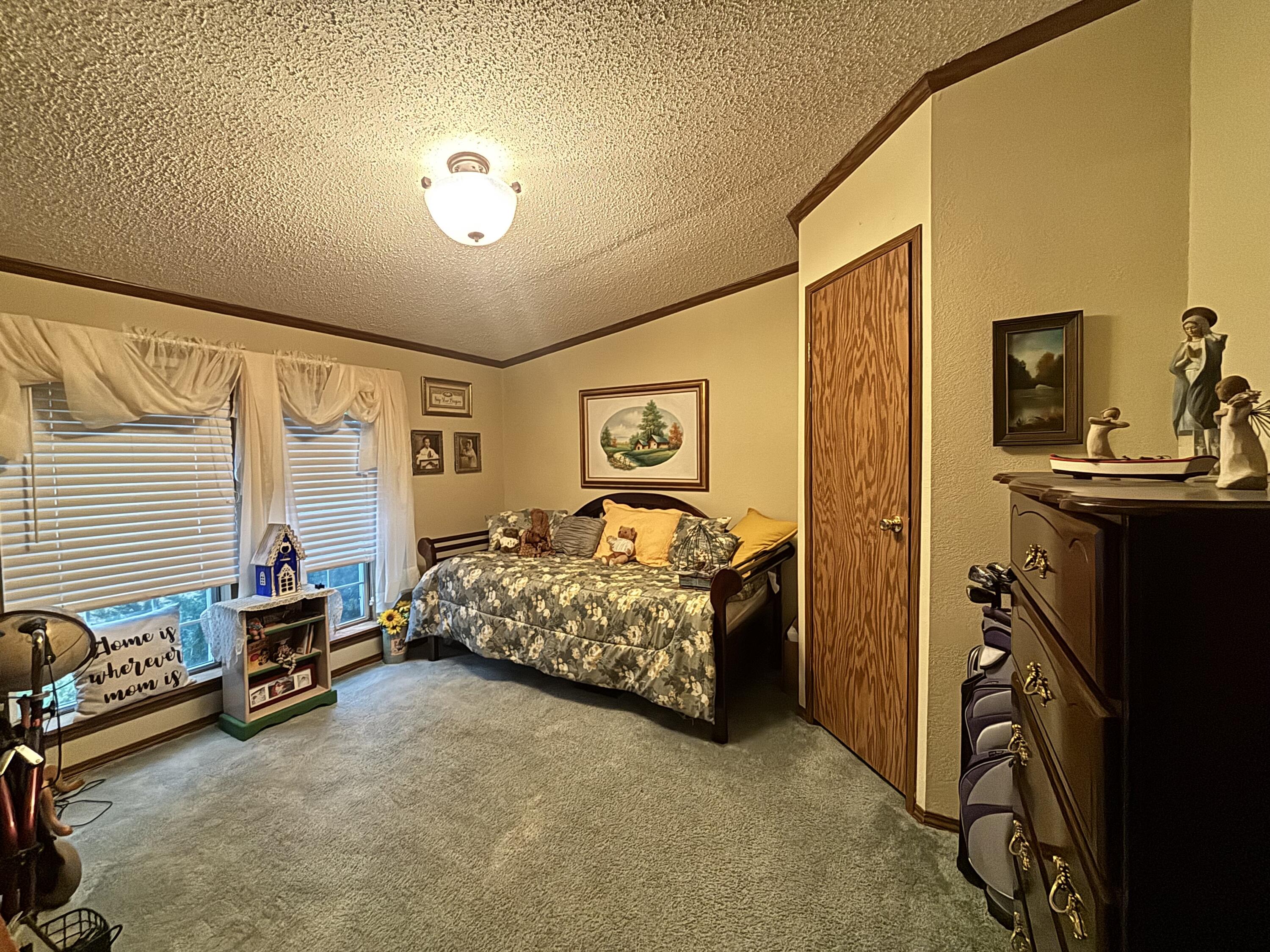 922 W 250 N, Morocco, IN 47963; Image #23