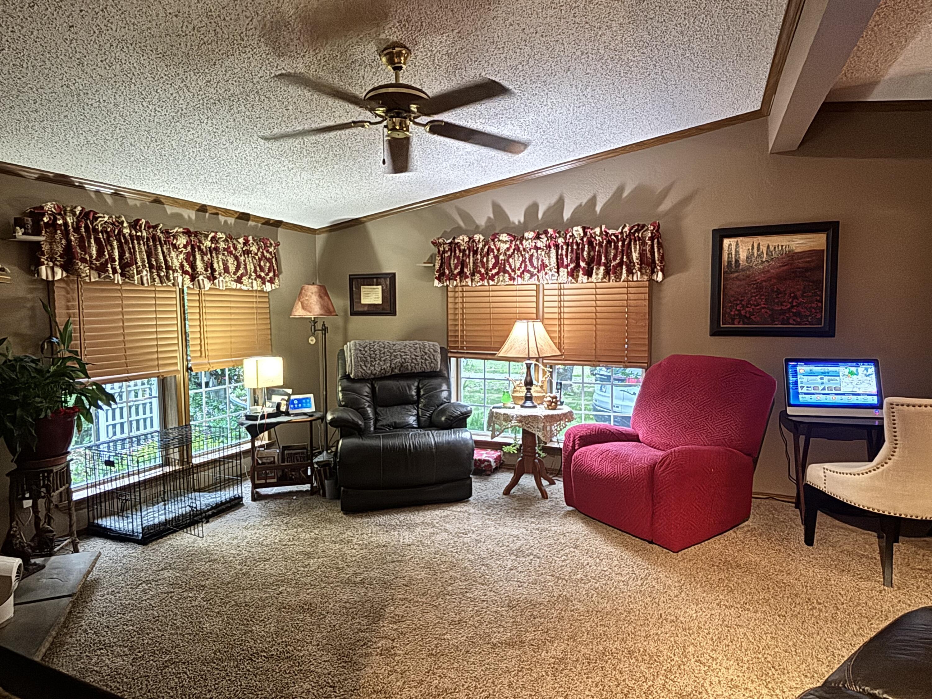 922 W 250 N, Morocco, IN 47963; Image #4