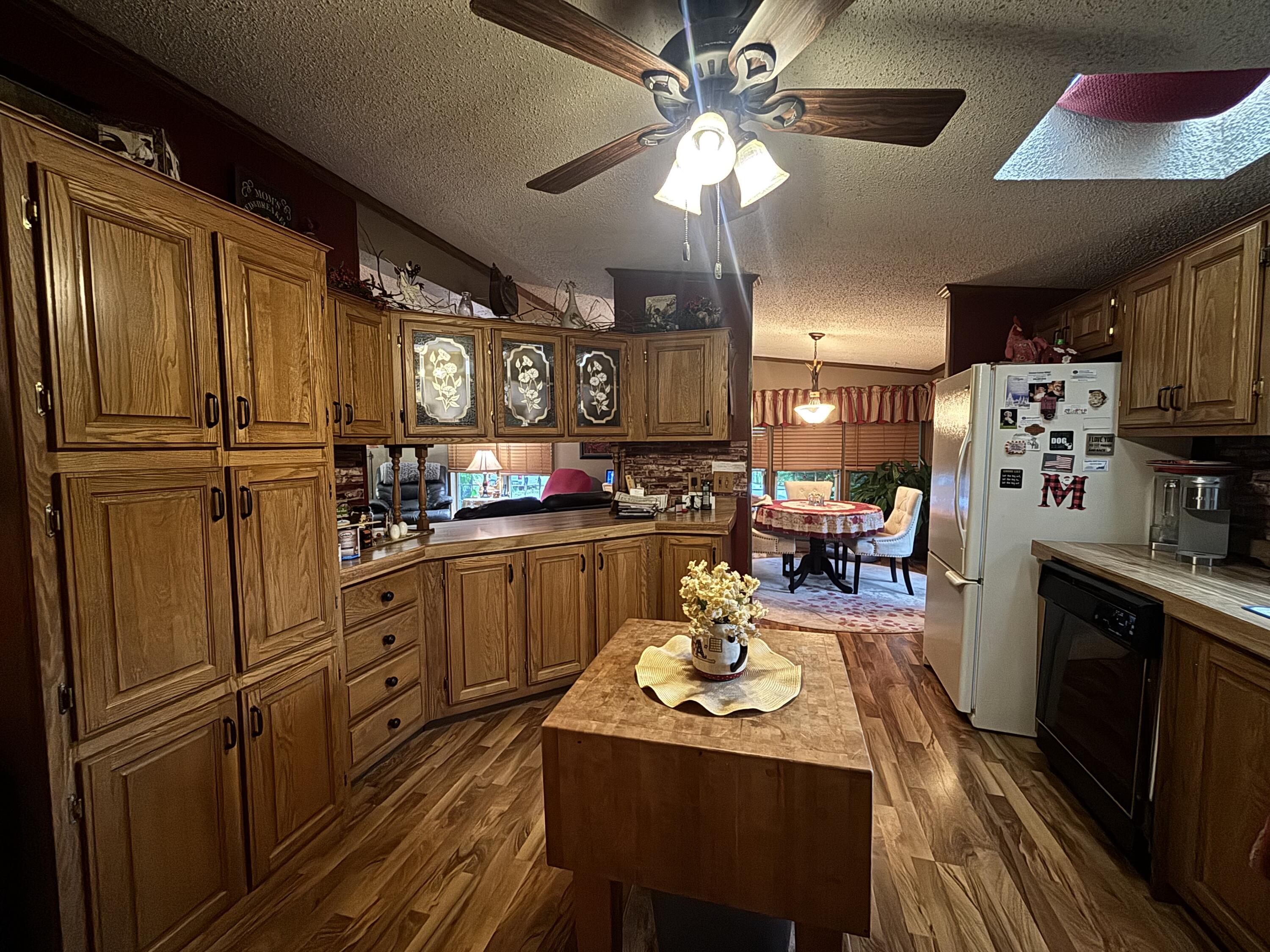922 W 250 N, Morocco, IN 47963; Image #8