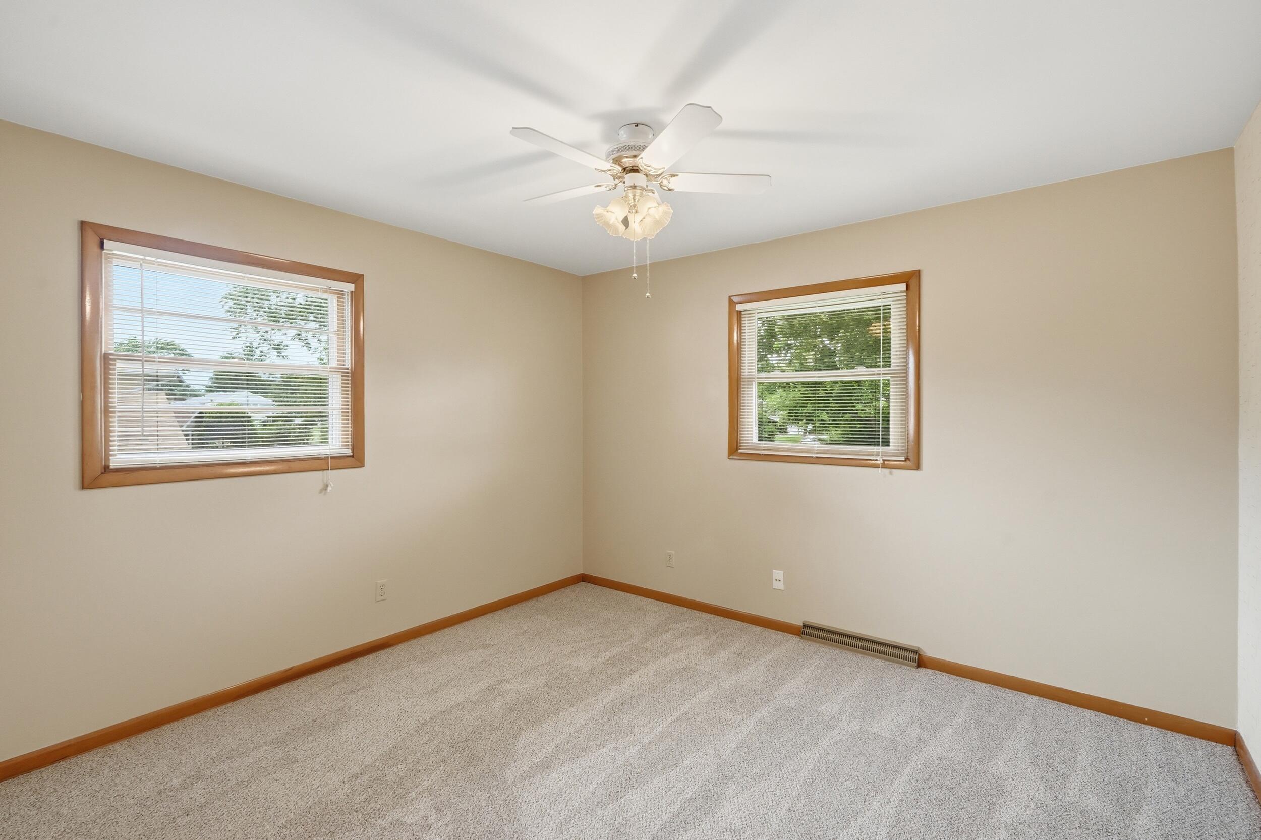 725 W 70th Avenue, Merrillville, IN 46410; Image #18