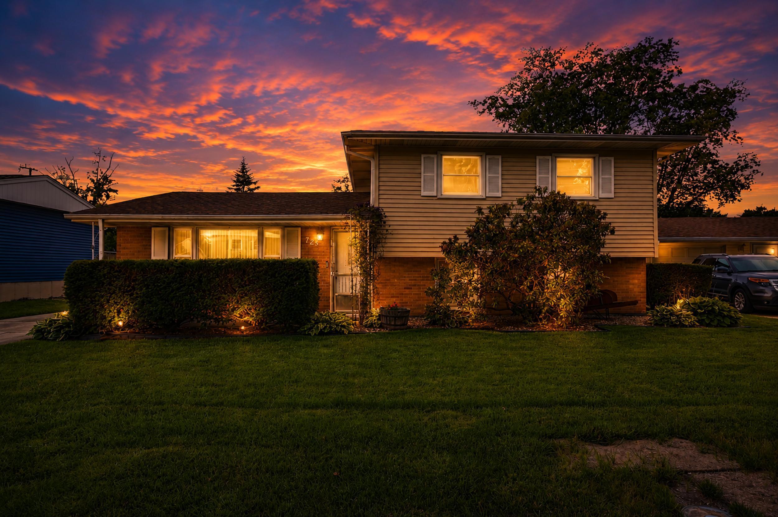 725 W 70th Avenue, Merrillville, IN 46410; Image #2