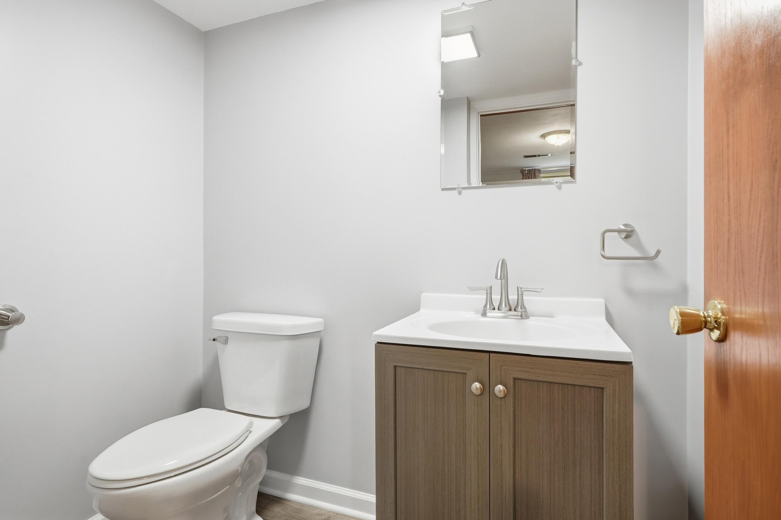 725 W 70th Avenue, Merrillville, IN 46410; Image #26