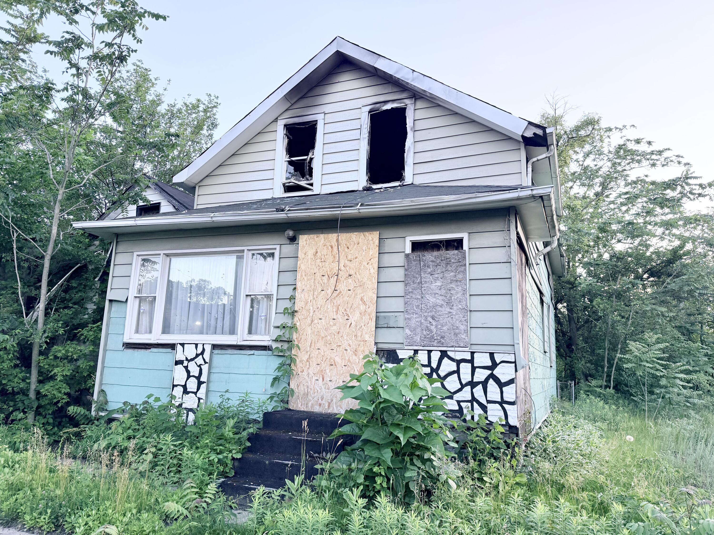 2524 Tyler Street, Gary, IN 46407; Image #2
