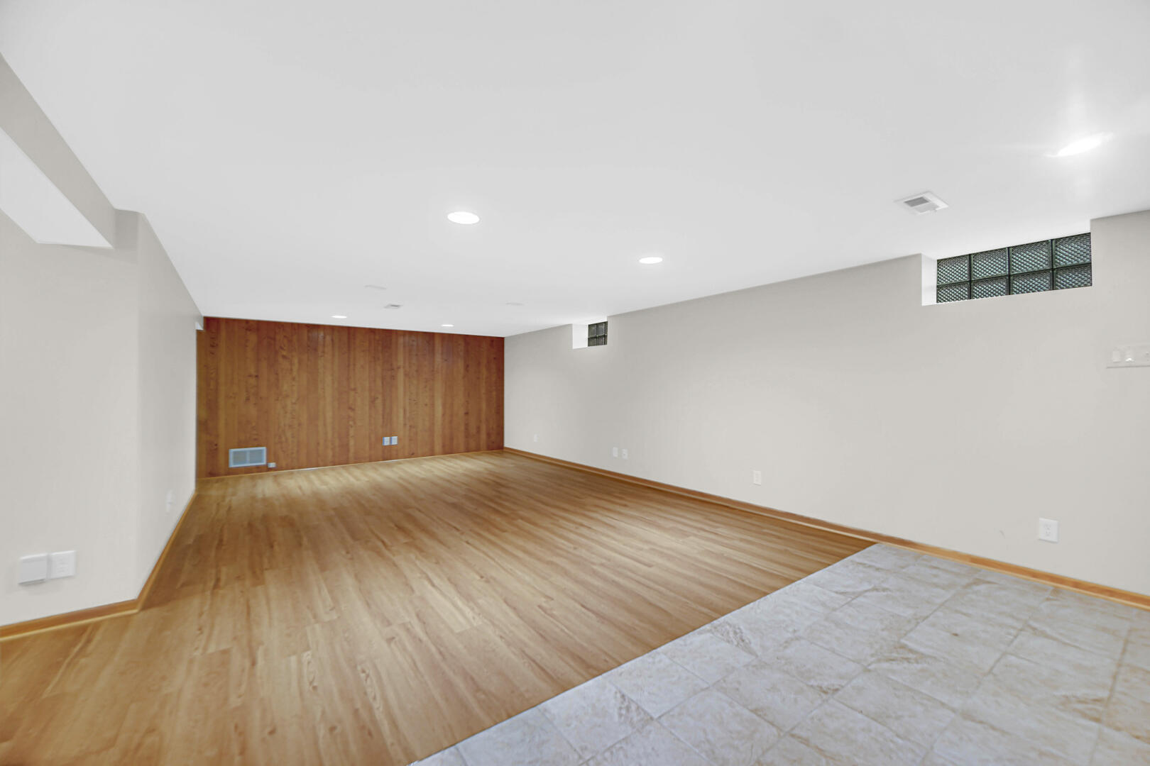 1634 Wilson Street, Munster, IN 46321; Image #17