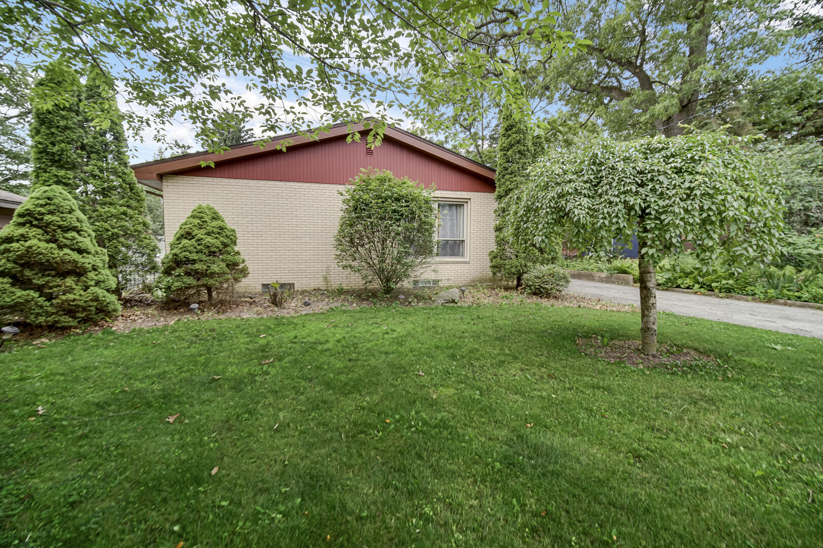 1634 Wilson Street, Munster, IN 46321; Image #2