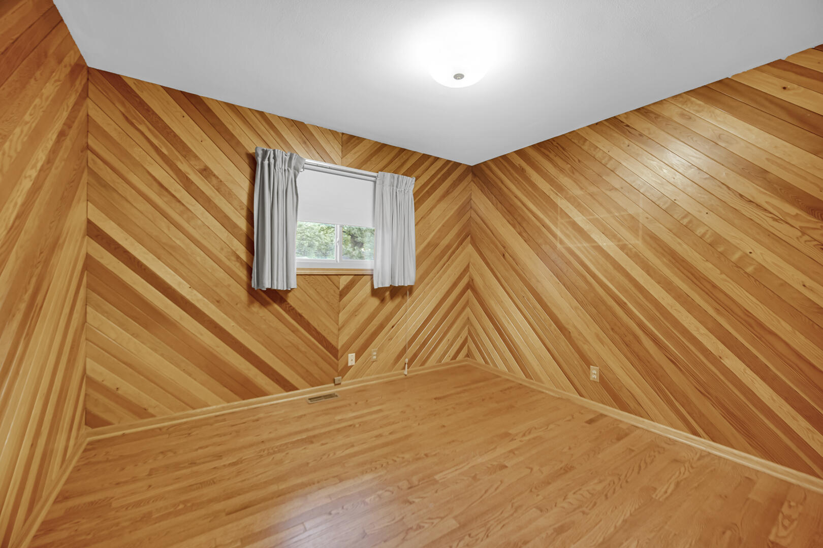 1634 Wilson Street, Munster, IN 46321; Image #21
