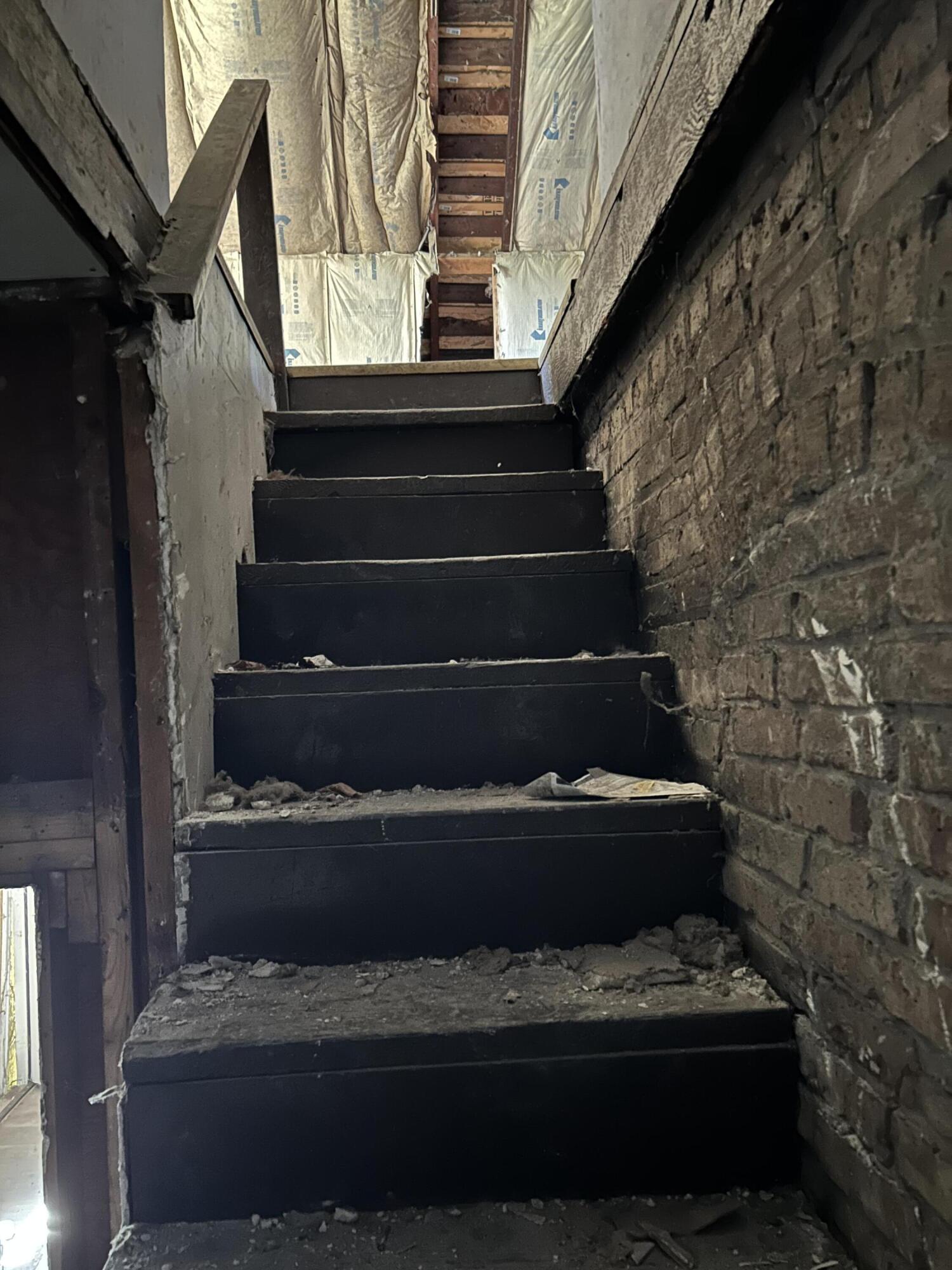 305 E 41st Avenue, Gary, IN 46409; Image #14
