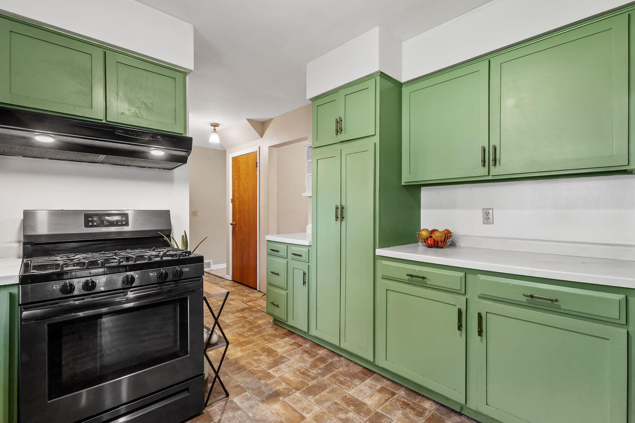 228 Weblos Trail, Valparaiso, IN 46385; Image #9