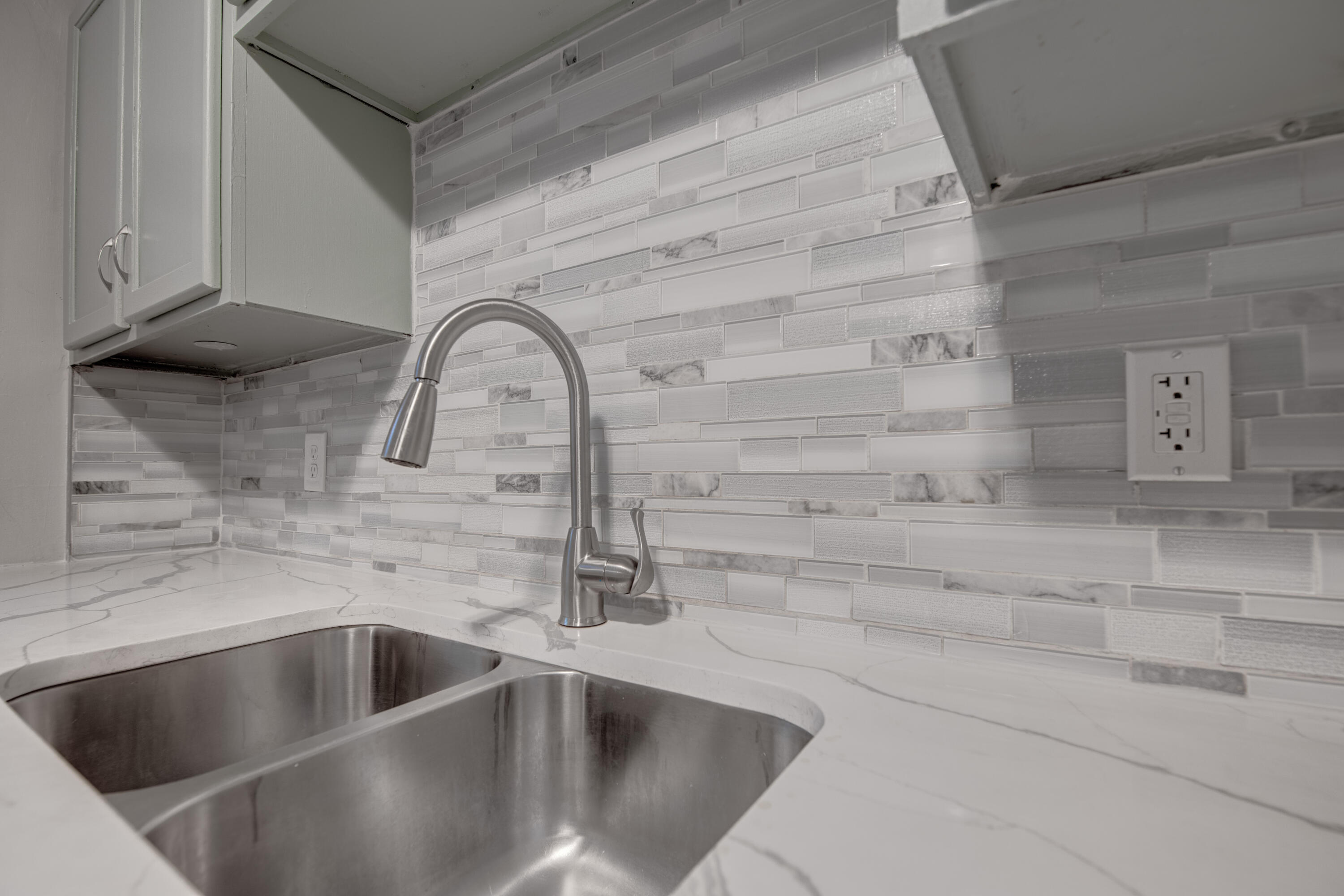 4415 W 21st Avenue, Gary, IN 46404; Image #6
