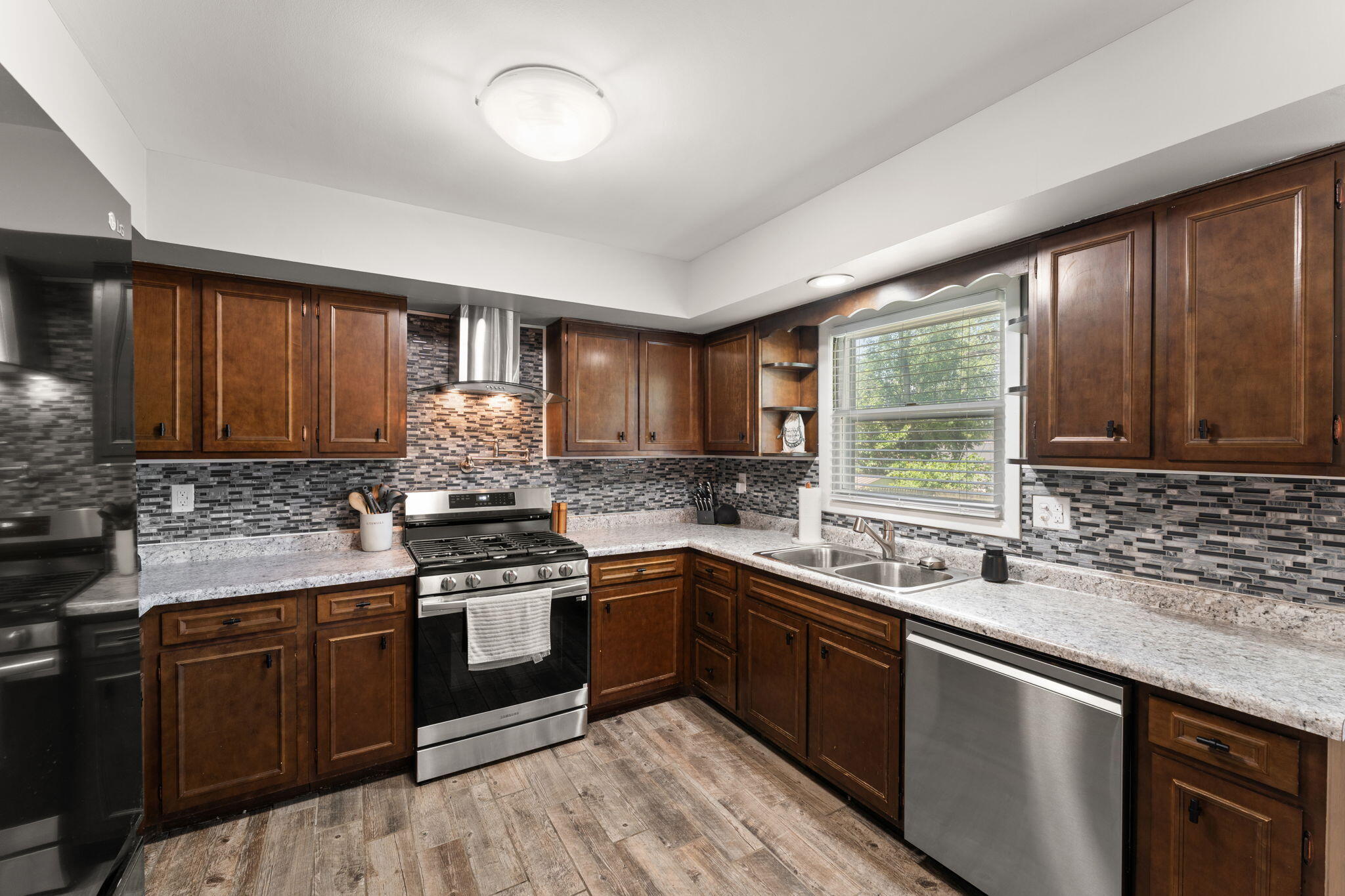 3133 Cleveland Avenue, Michigan City, IN 46360; Image #11