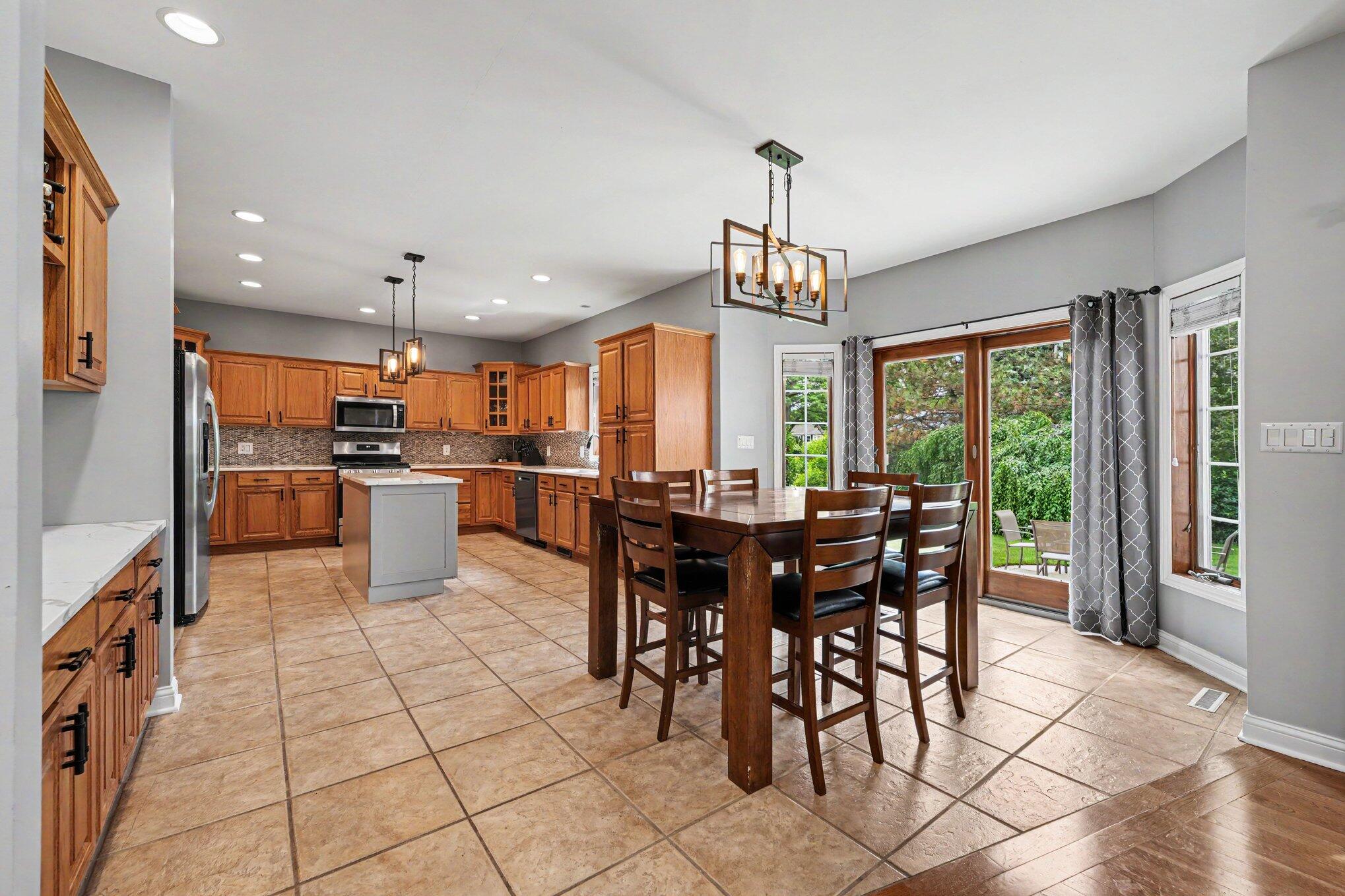 5353 72nd Avenue, Schererville, IN 46375; Image #9