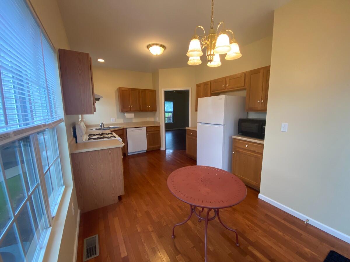 219 Prestwick Drive, Valparaiso, IN #A, 46385; Image #6