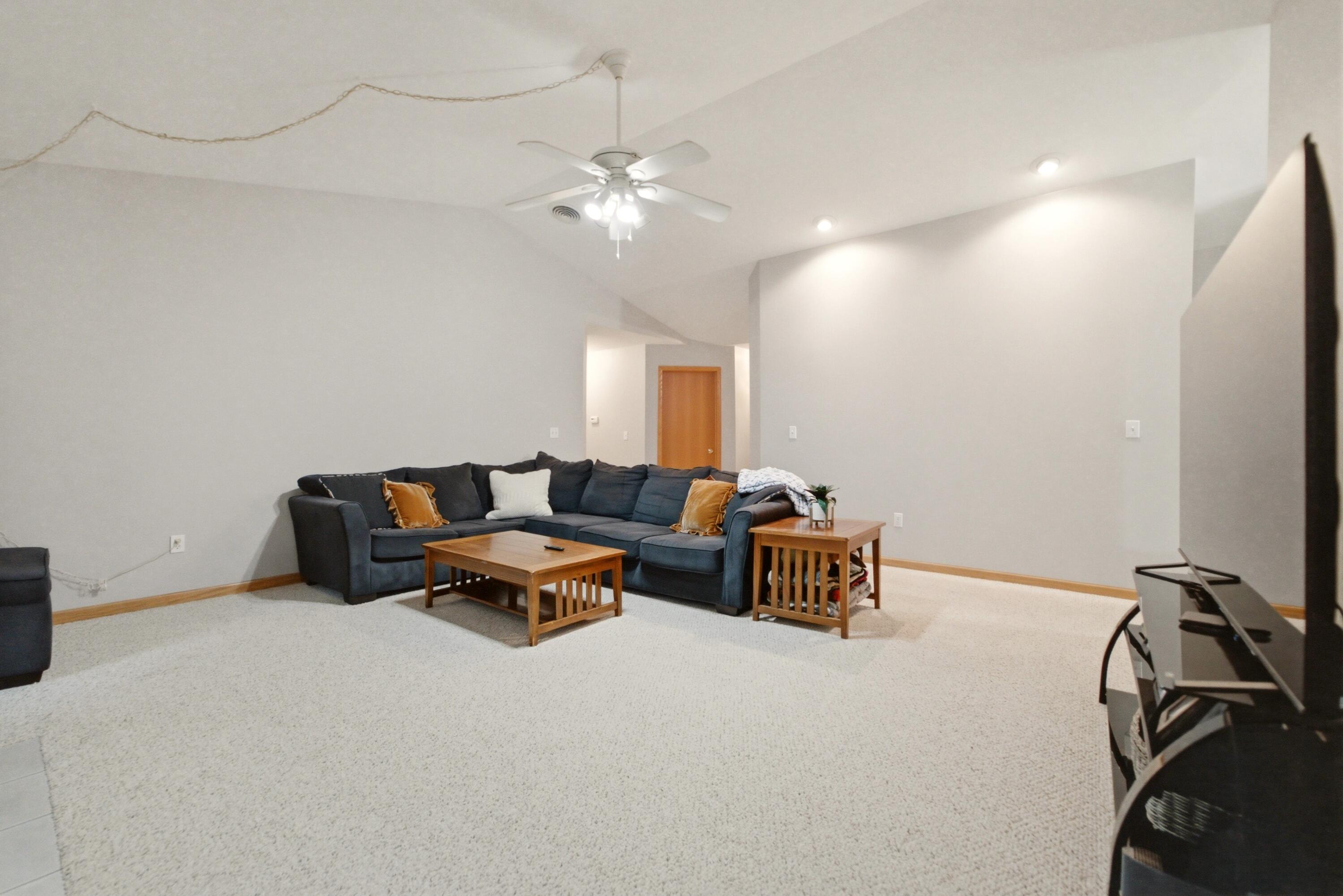 2784 Barberry Drive, Hobart, IN 46342; Image #7