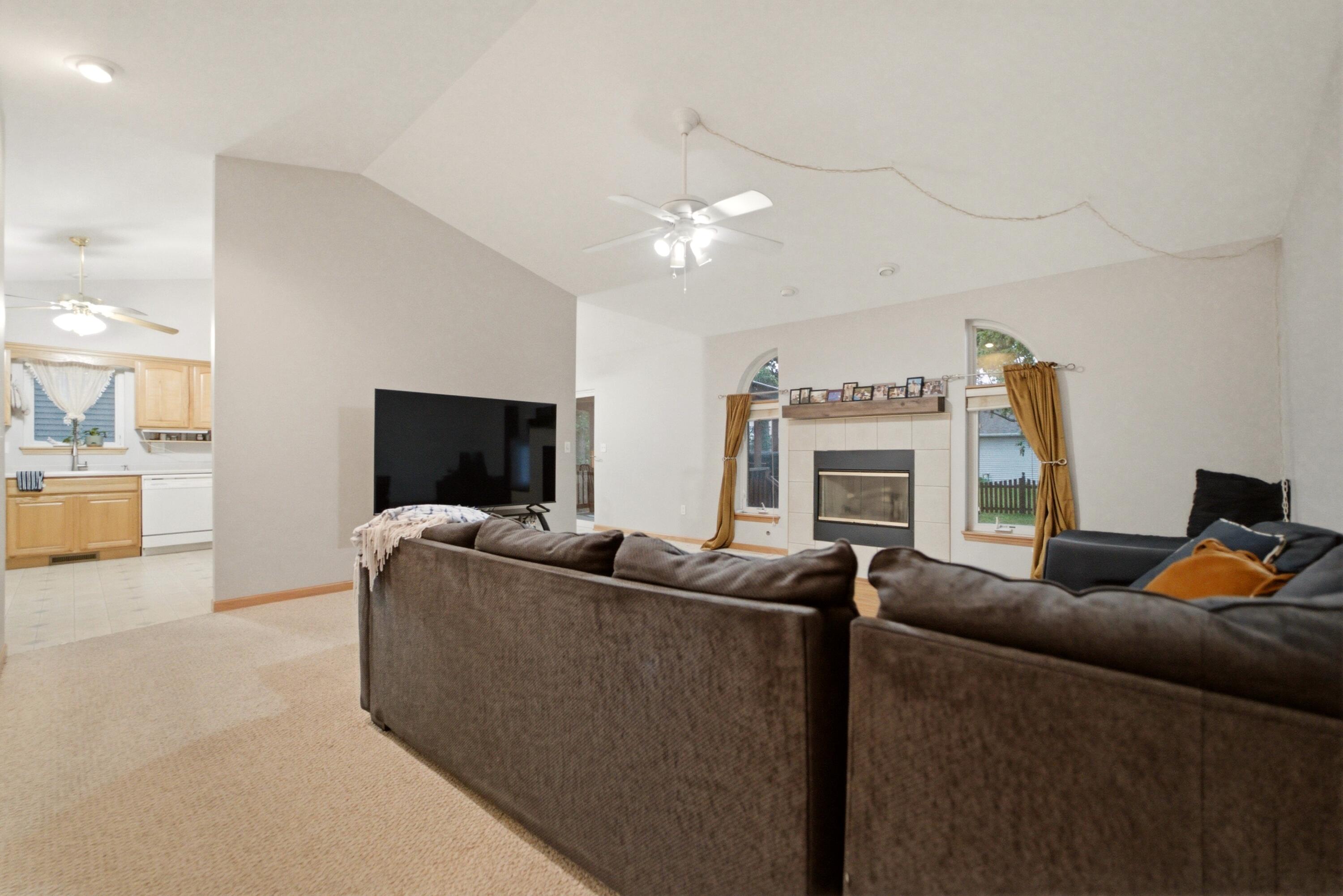2784 Barberry Drive, Hobart, IN 46342; Image #8