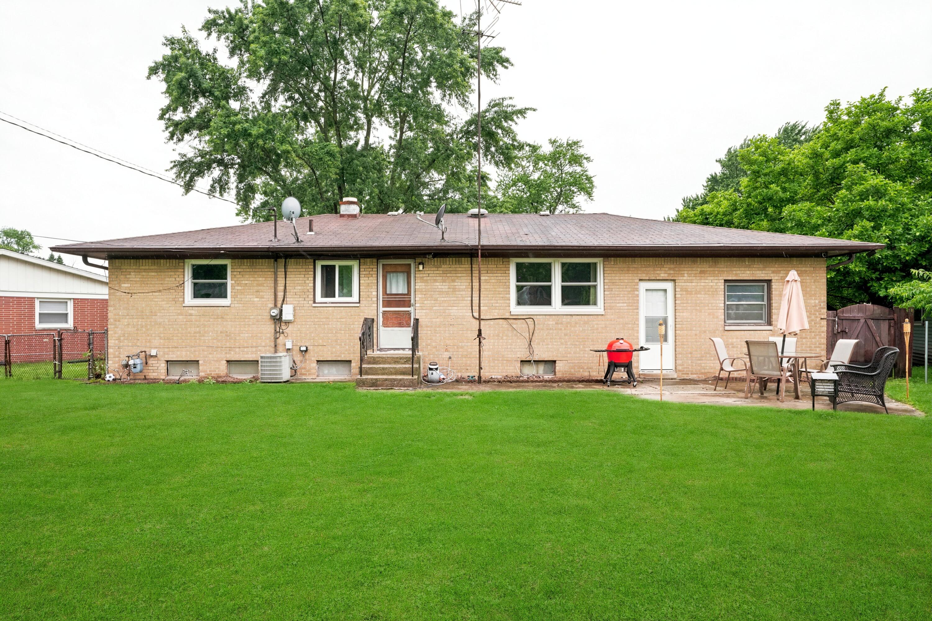 6707 Monroe Court, Merrillville, IN 46410; Image #14