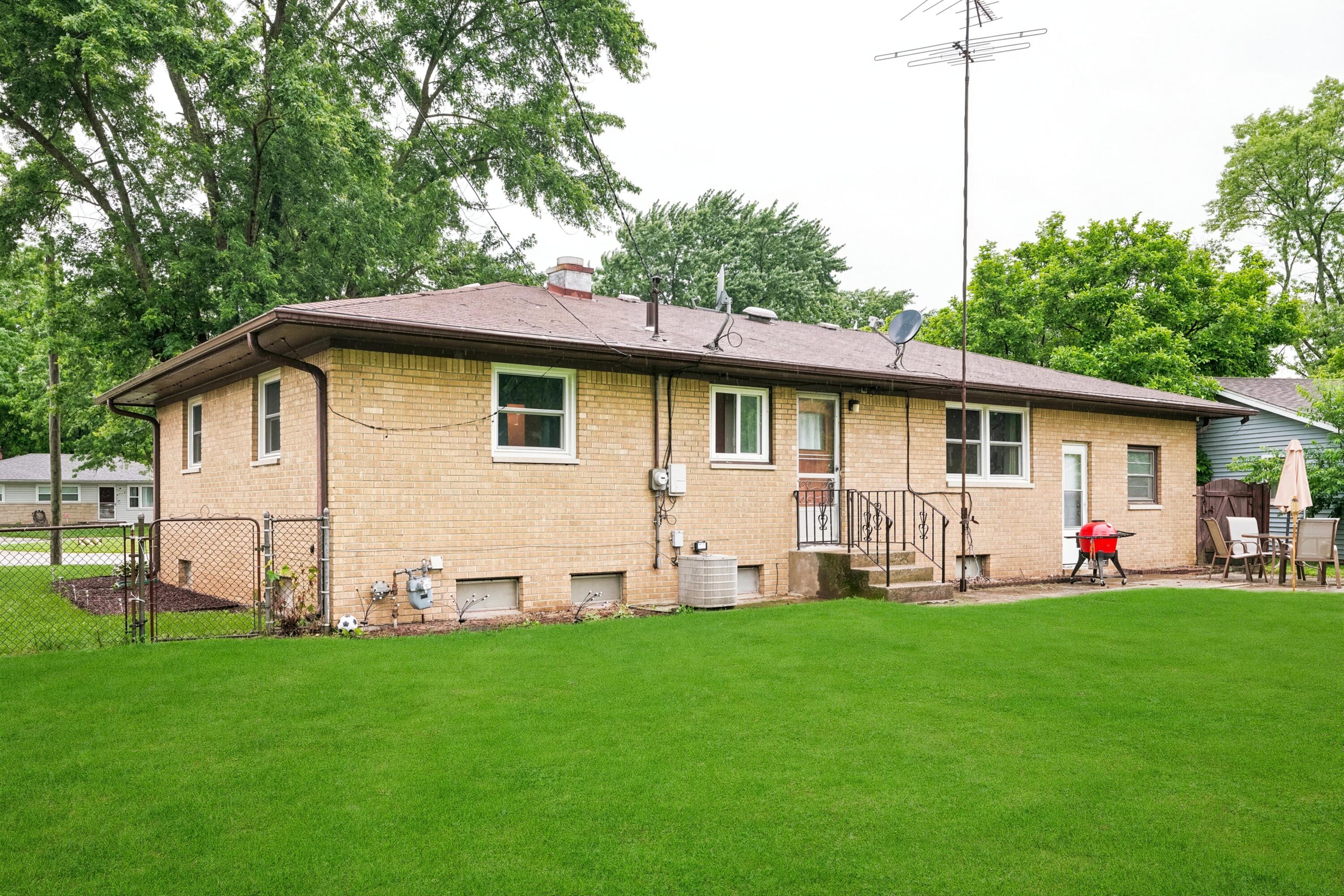 6707 Monroe Court, Merrillville, IN 46410; Image #15