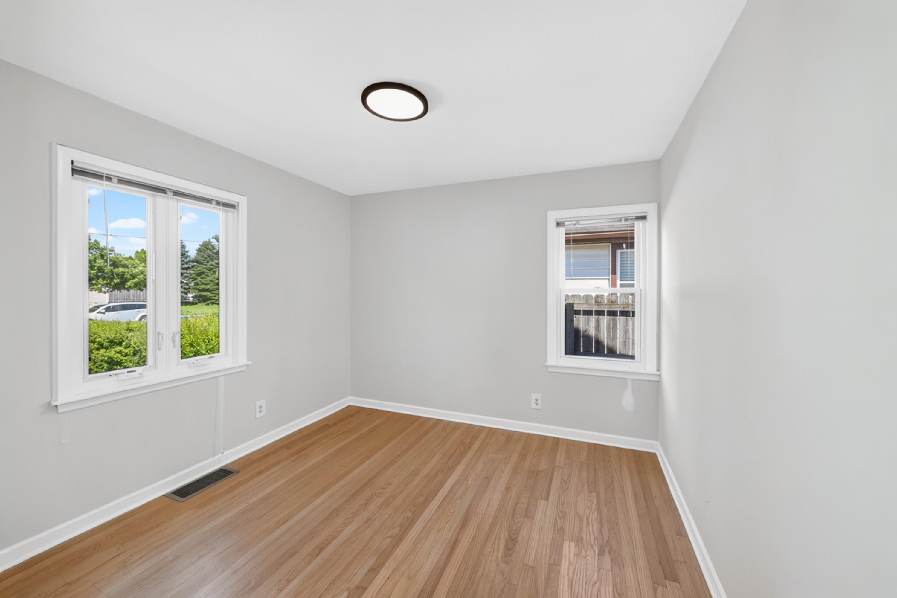 8426 Gordon Drive, Highland, IN 46322; Image #11