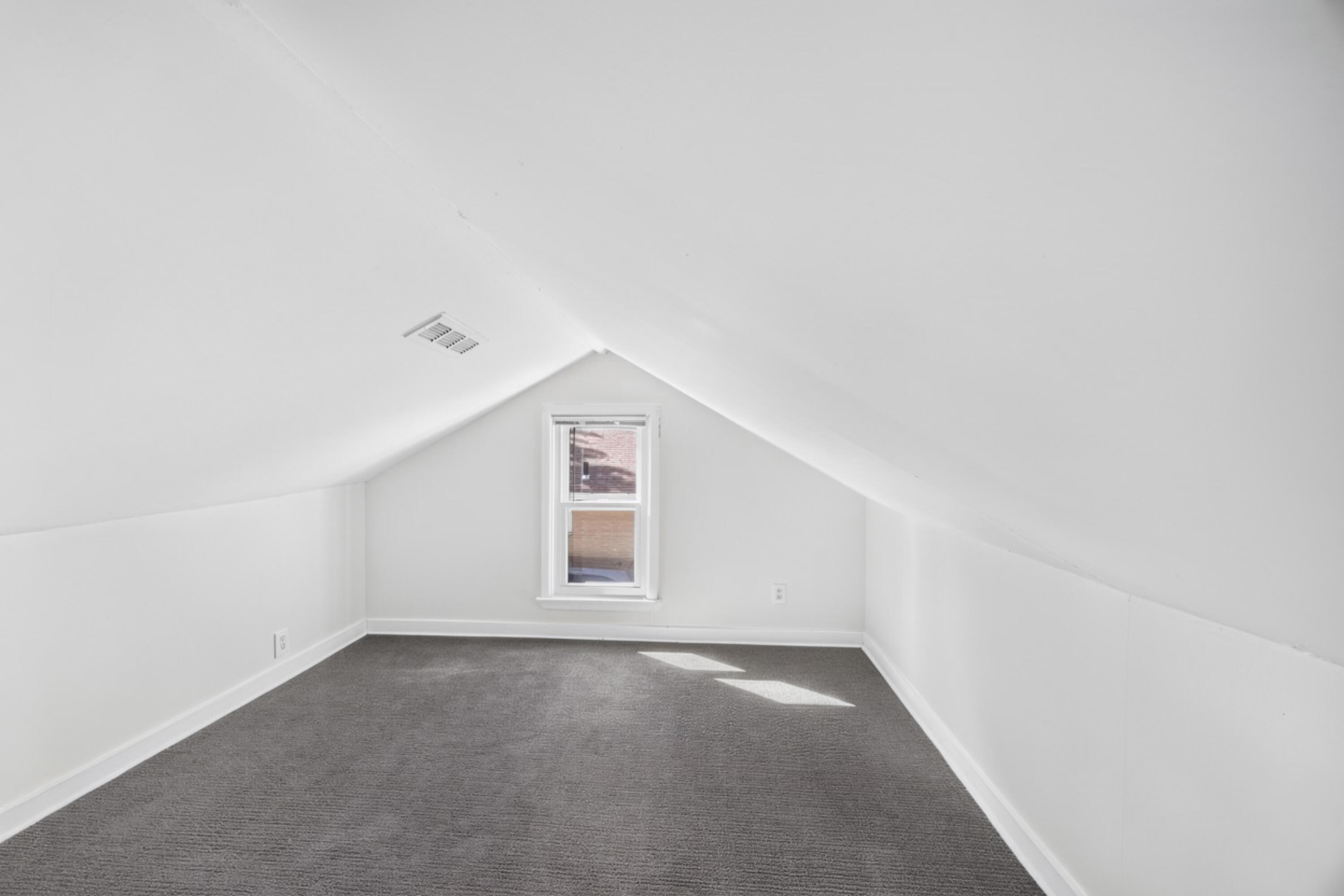 8426 Gordon Drive, Highland, IN 46322; Image #18