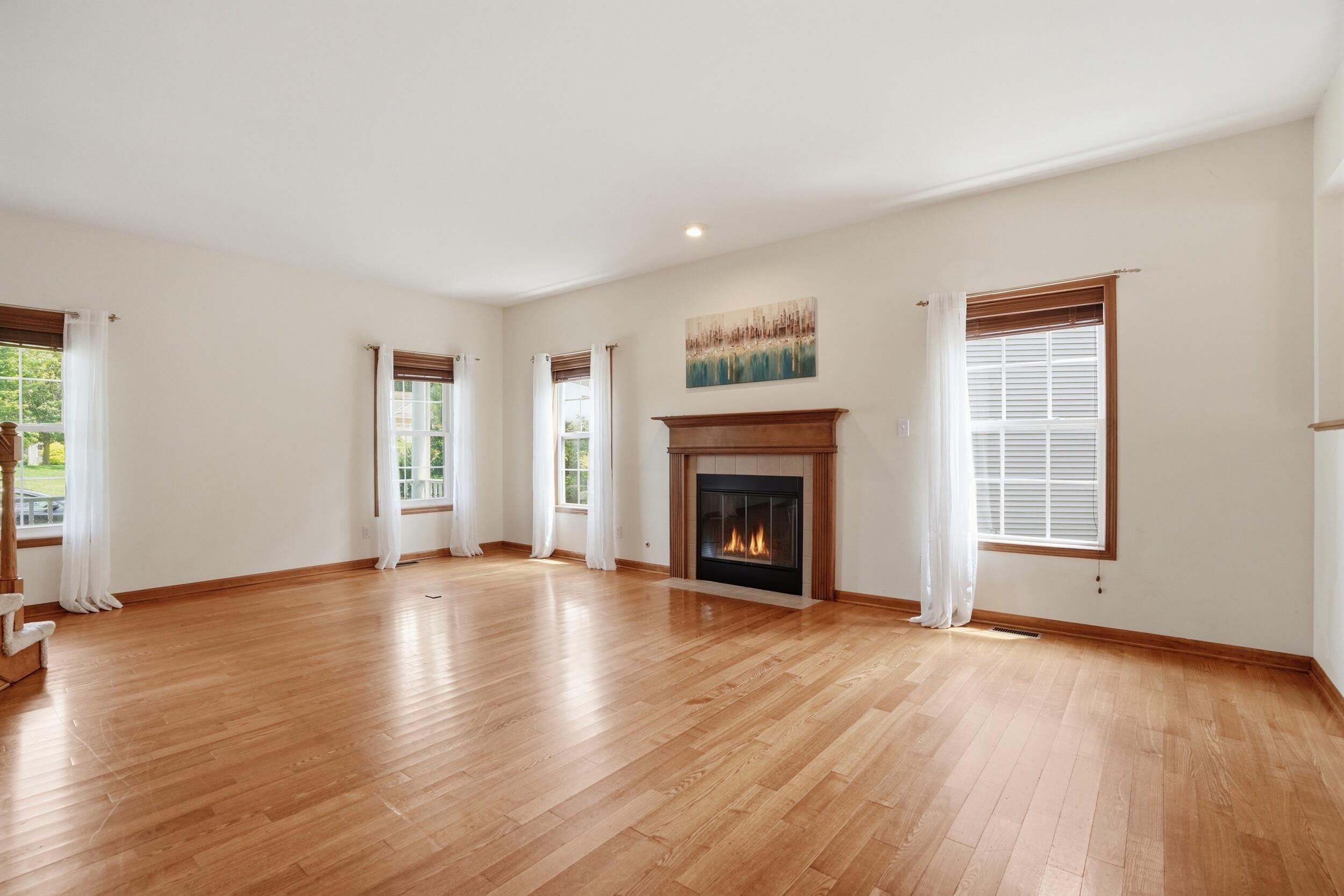 597 O’hagan Drive, Crown Point, IN 46307; Image #3