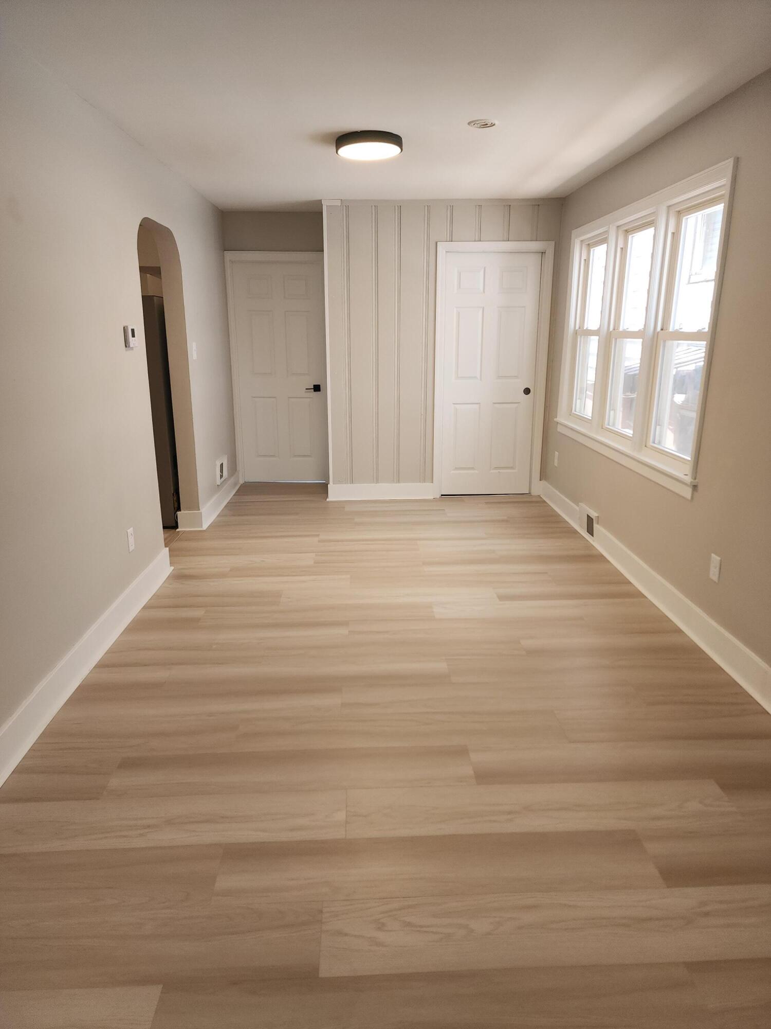 1542 Fischrupp Avenue, Whiting, IN 46394; Image #5