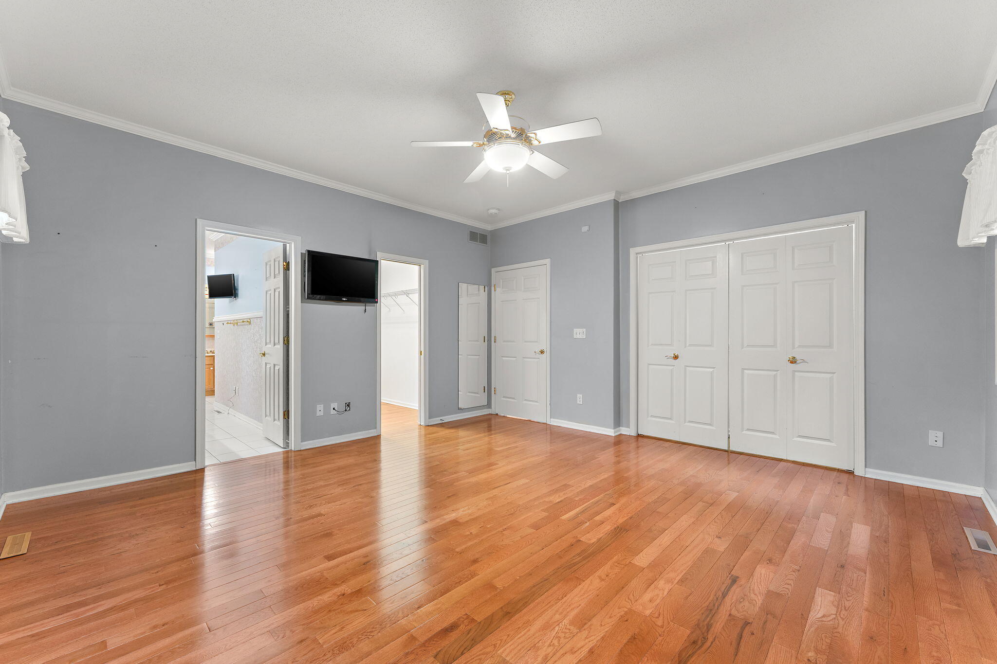 203 Fieldstone Drive, La Porte, IN 46350; Image #21